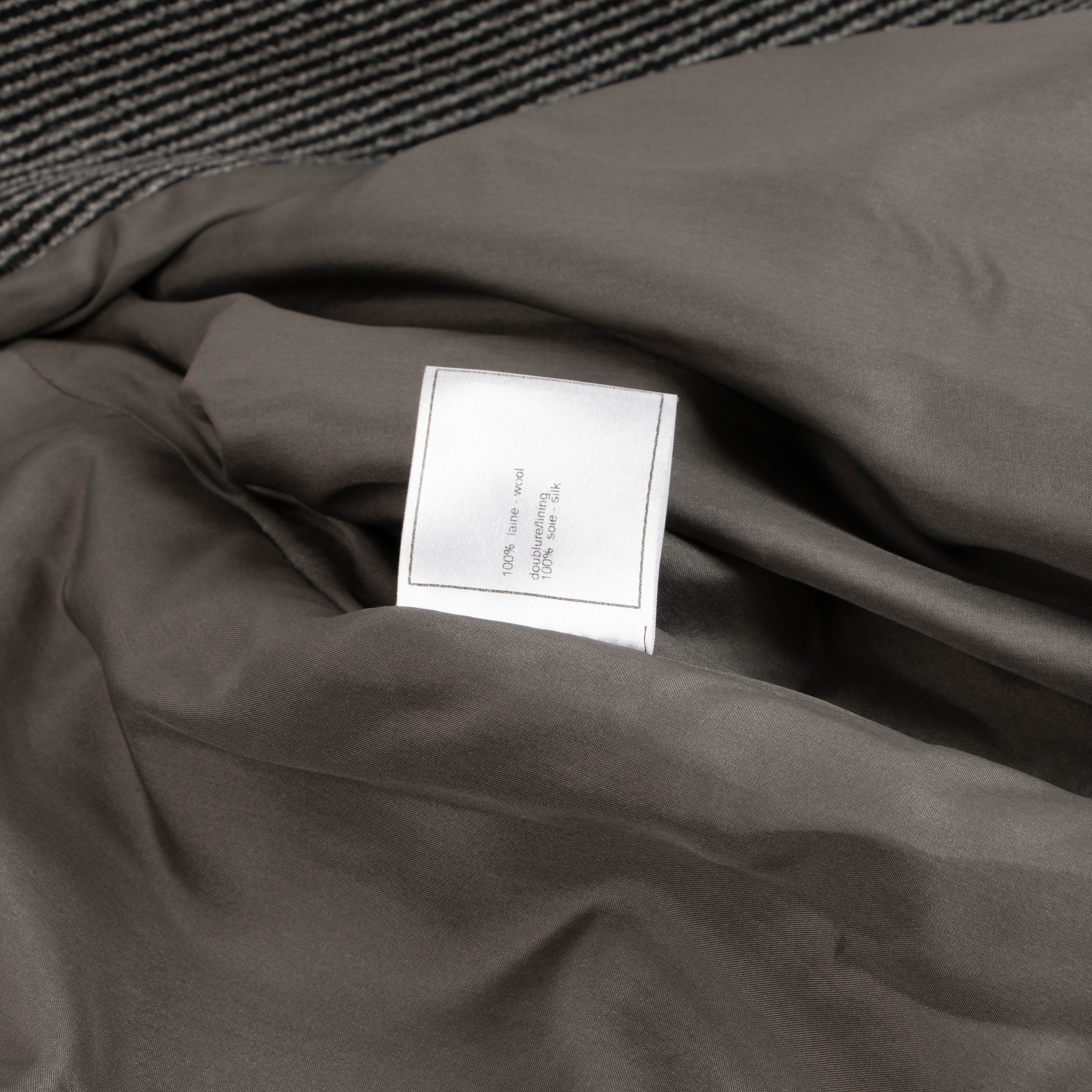 Chanel 07A Grey Coat - Size 40
