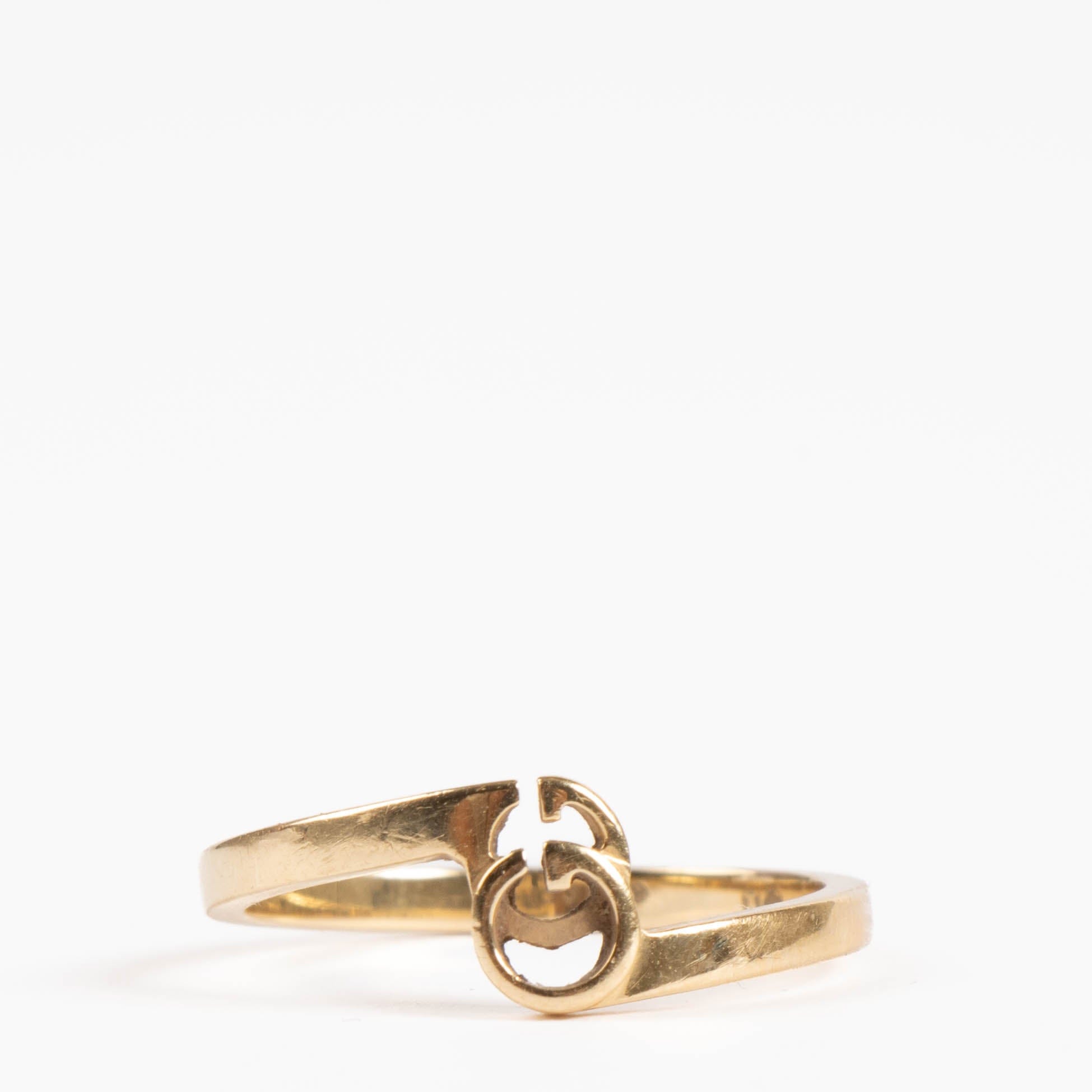 Gucci 18K Yellow Gold GG Running Ring