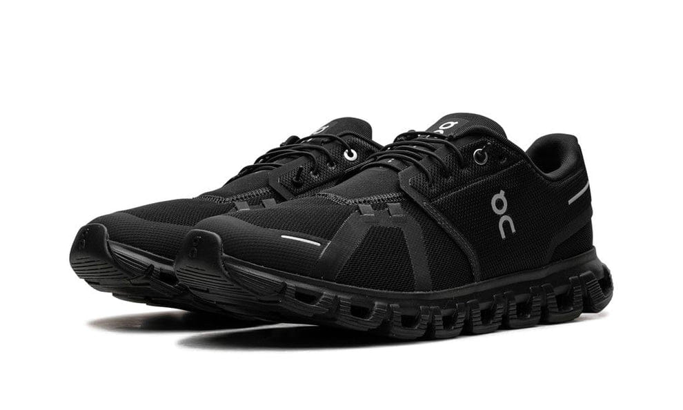 ON RUNNING CLOUD 6 "TRIPLE BLACK"
