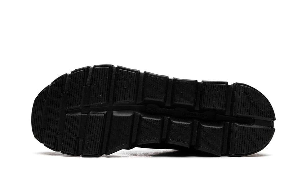 ON RUNNING CLOUD 6 "TRIPLE BLACK"
