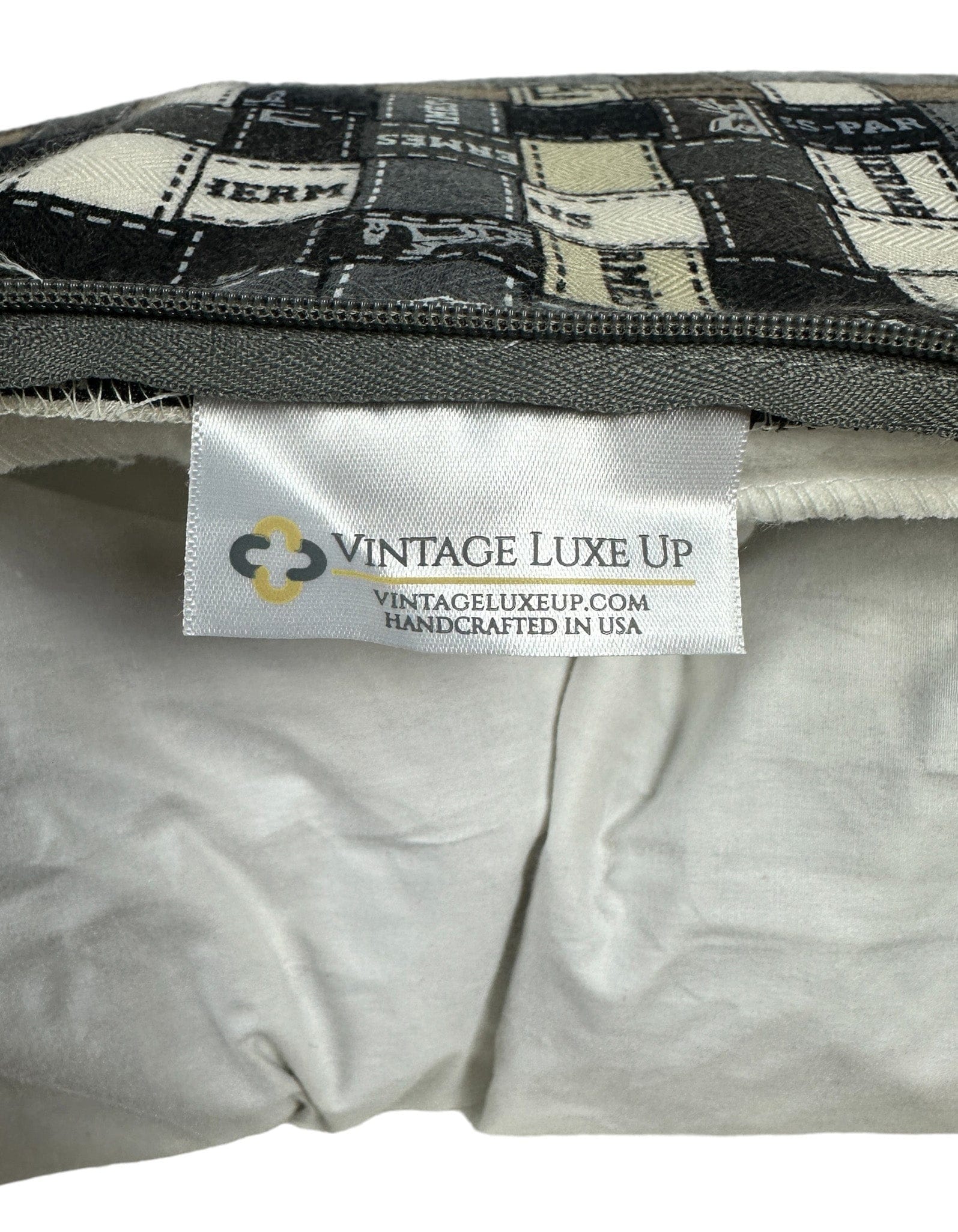 ASC Resale Hermes Bolduc au Carre Scarf Lumbar Pillow