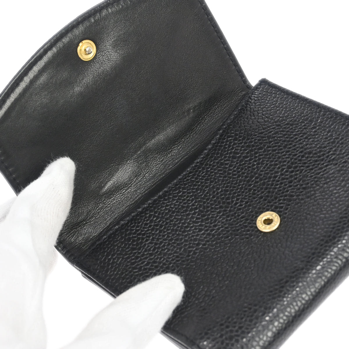 Chanel 1996-1997 Black Caviar Skin Bifold Wallet