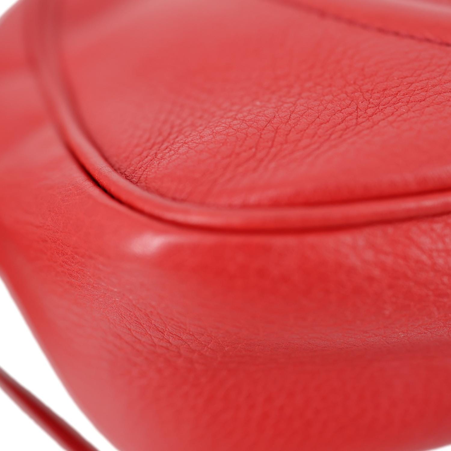 GUCCI Soho Disco Camera Leather Crossbody Bag Red 308364