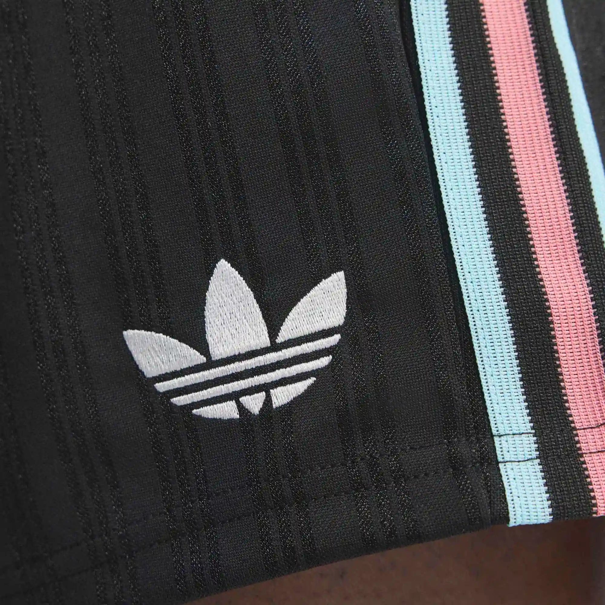 adidas Originals Belgien OG Shorts – Black