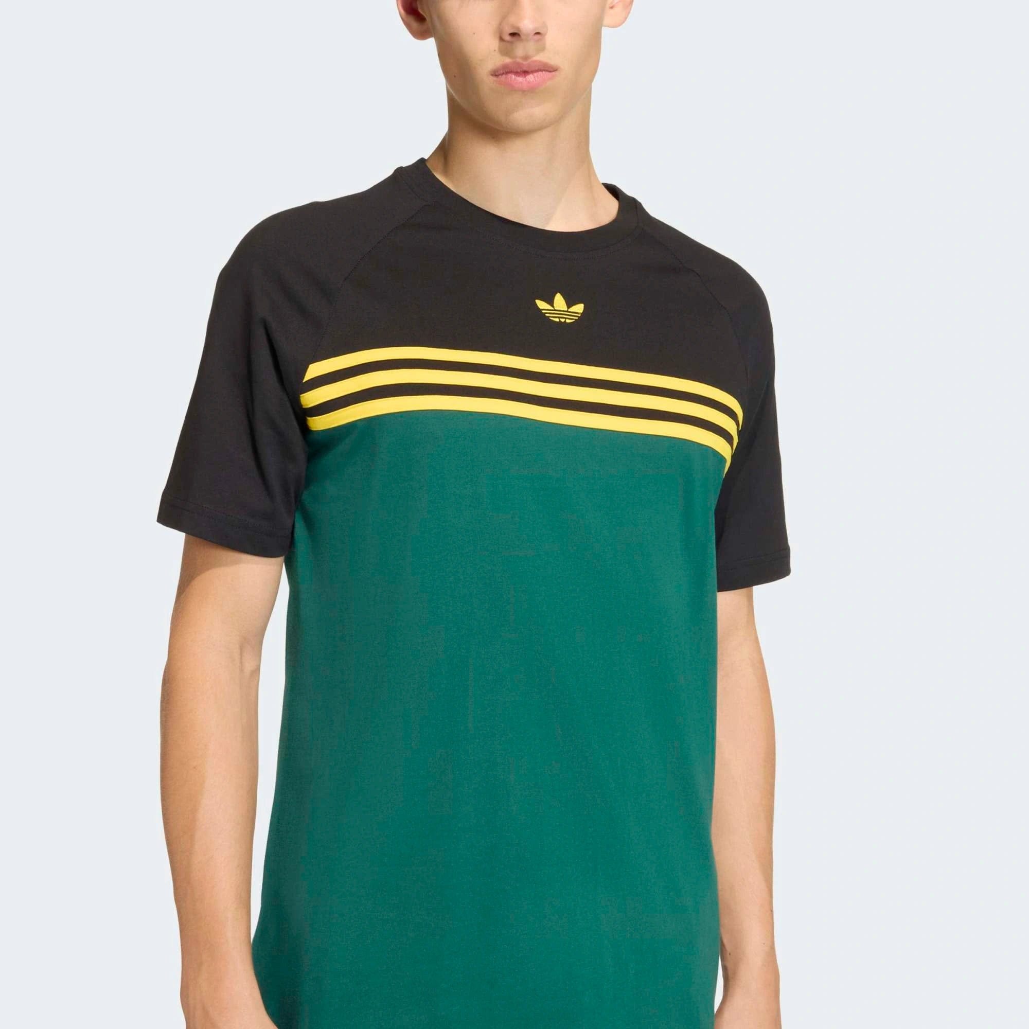 adidas Originals Chest Stripes T-Shirt – Collegiate Green / Schwarz
