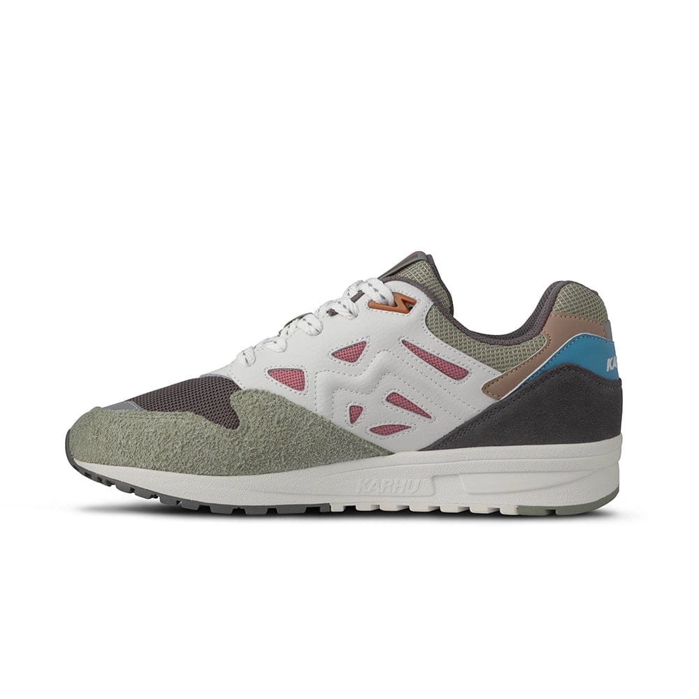 Karhu Legacy 96 Sneaker Herren – Flower Pack Dark Gull Gray / Light Mahogany