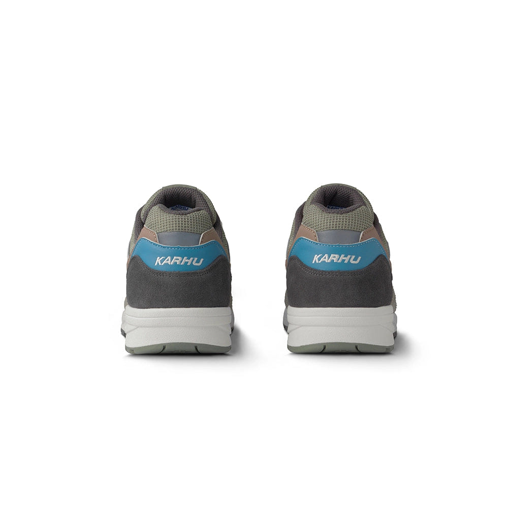 Karhu Legacy 96 Sneaker Herren – Flower Pack Dark Gull Gray / Light Mahogany