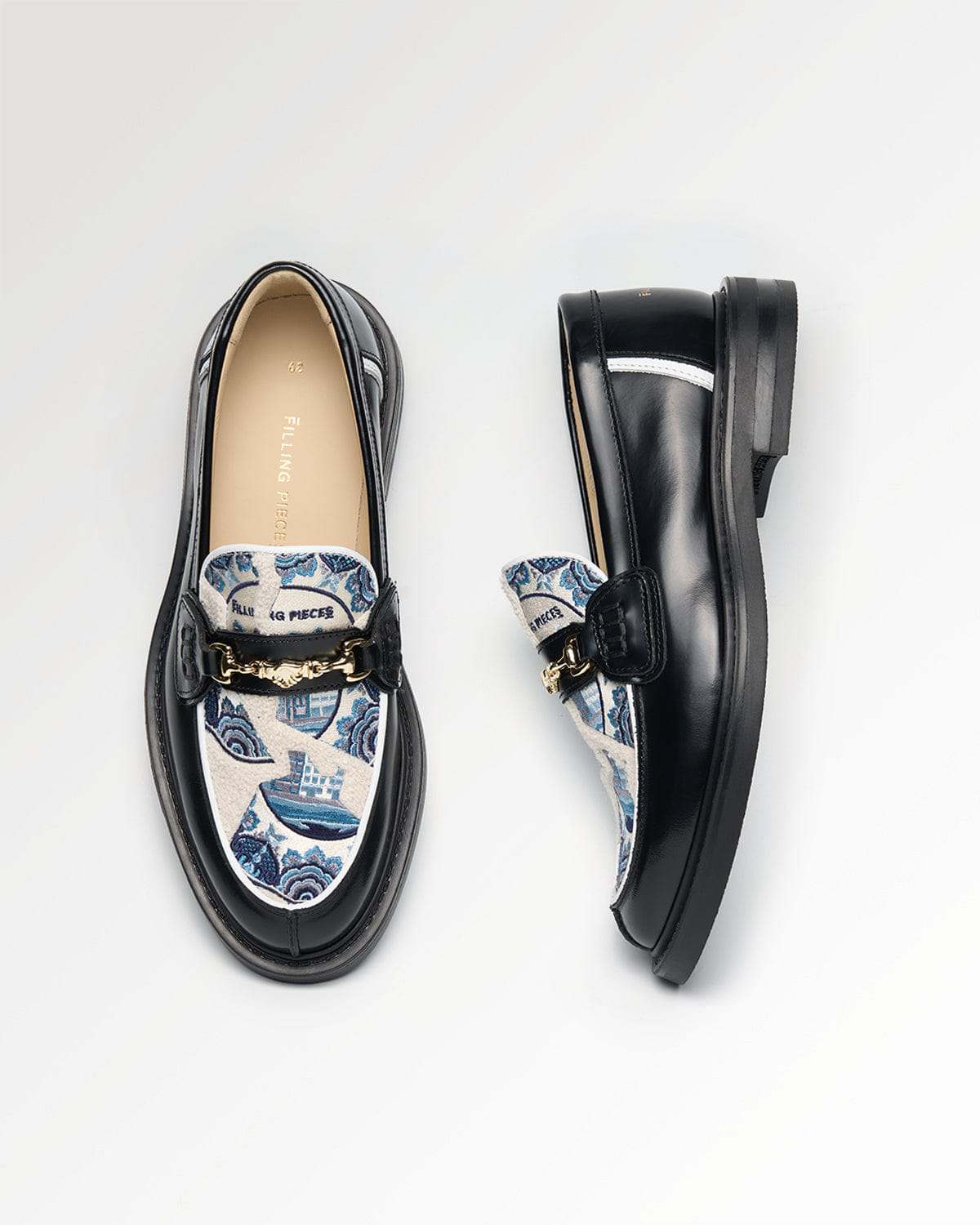 Entry Luxury Loafer Broken Plate Black