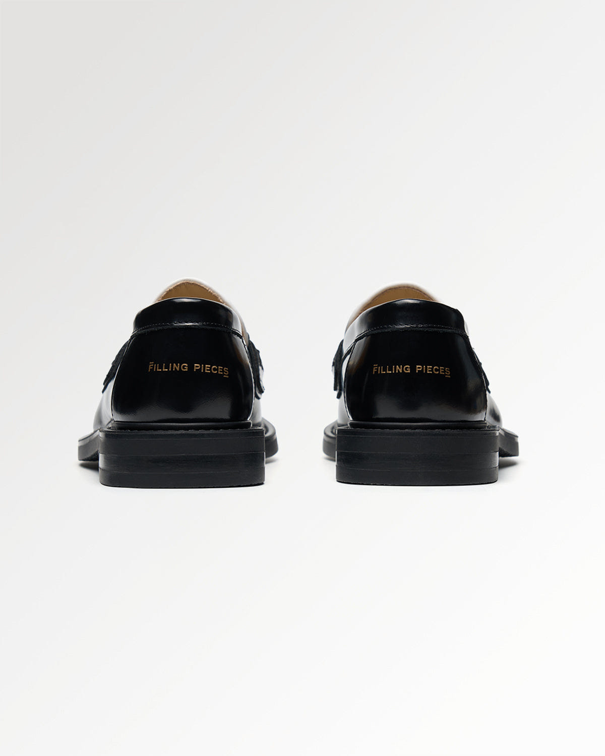 Entry Luxury Loafer Broken Plate Black