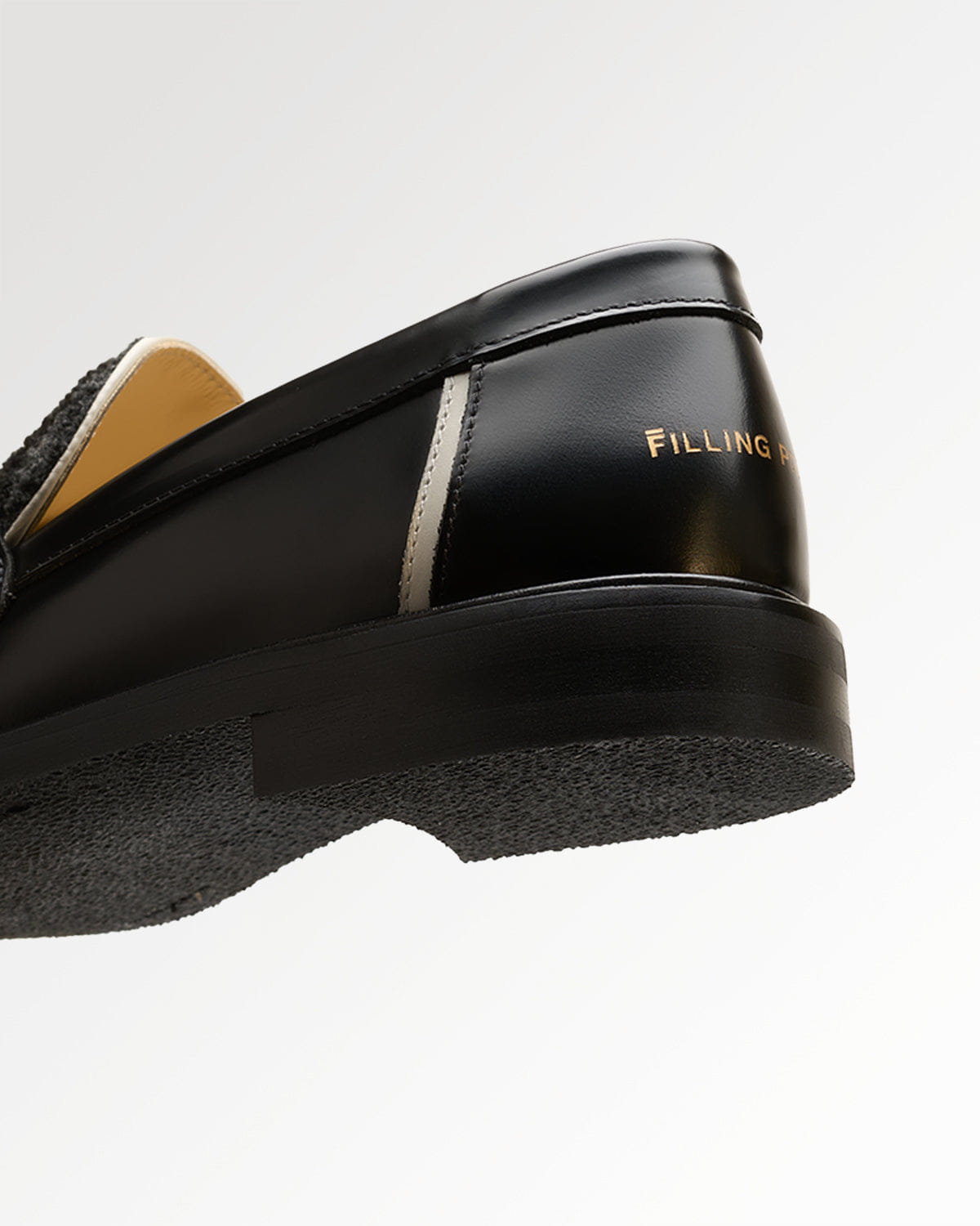 Visionary Loafer Gowtu Black / Off White