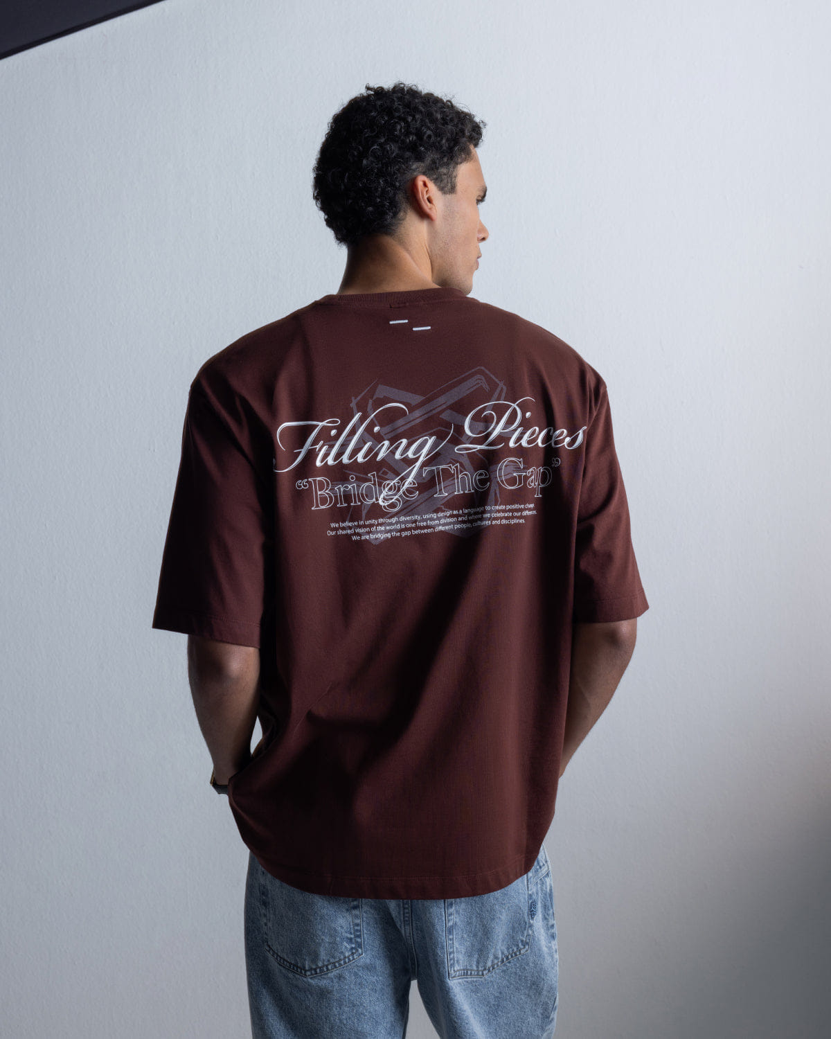 Trend Maven T-Shirt Boxy Bridge the Gap Bitter Chocolate