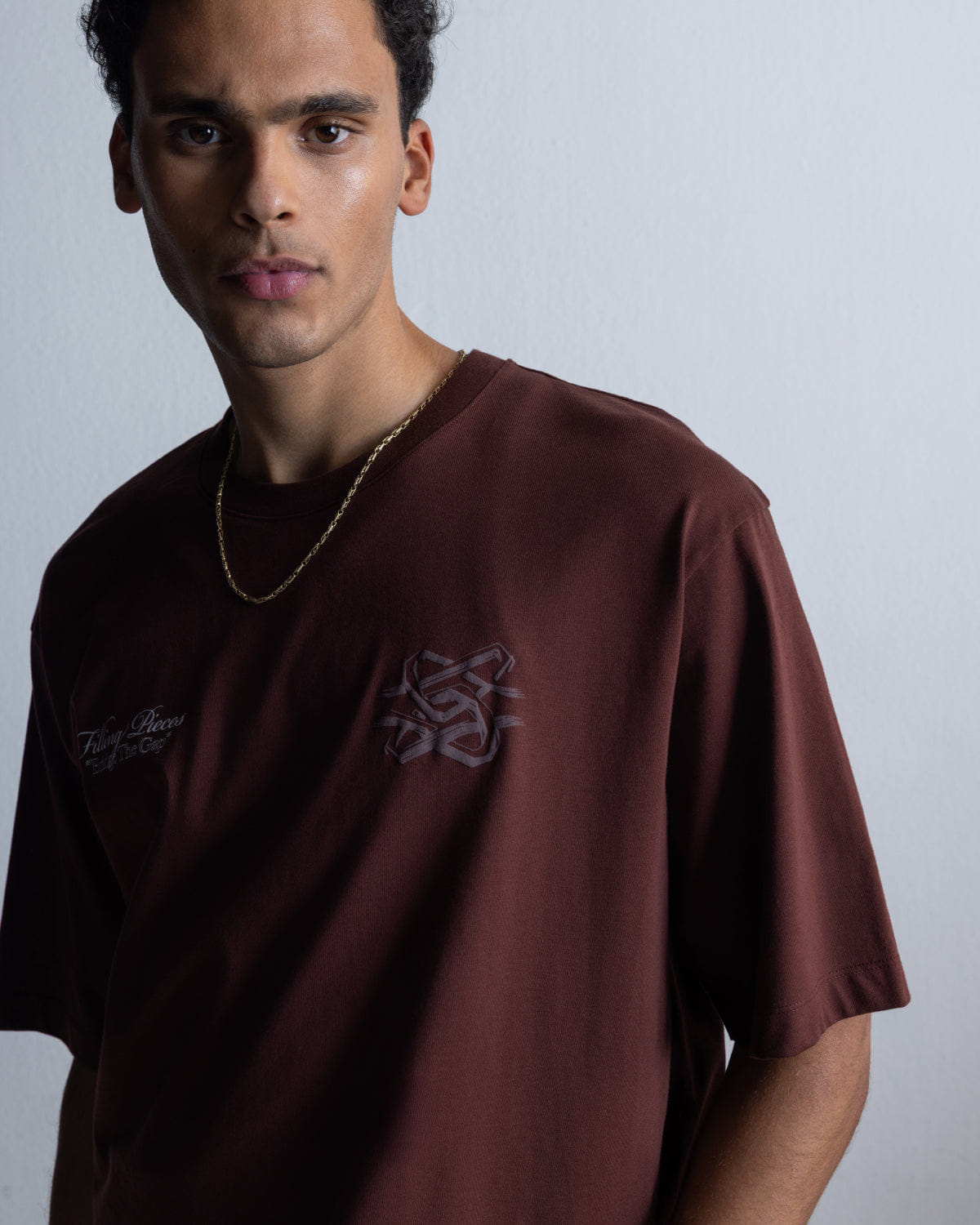 Trend Maven T-Shirt Boxy Bridge the Gap Bitter Chocolate