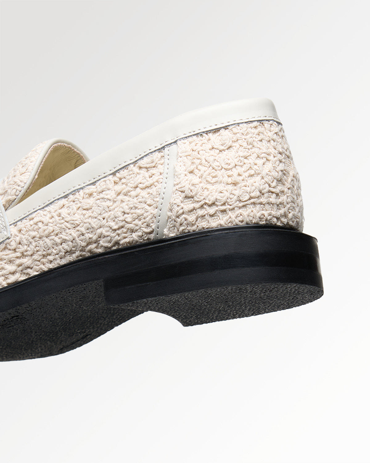 Entry Luxury Loafer Crochet Beige