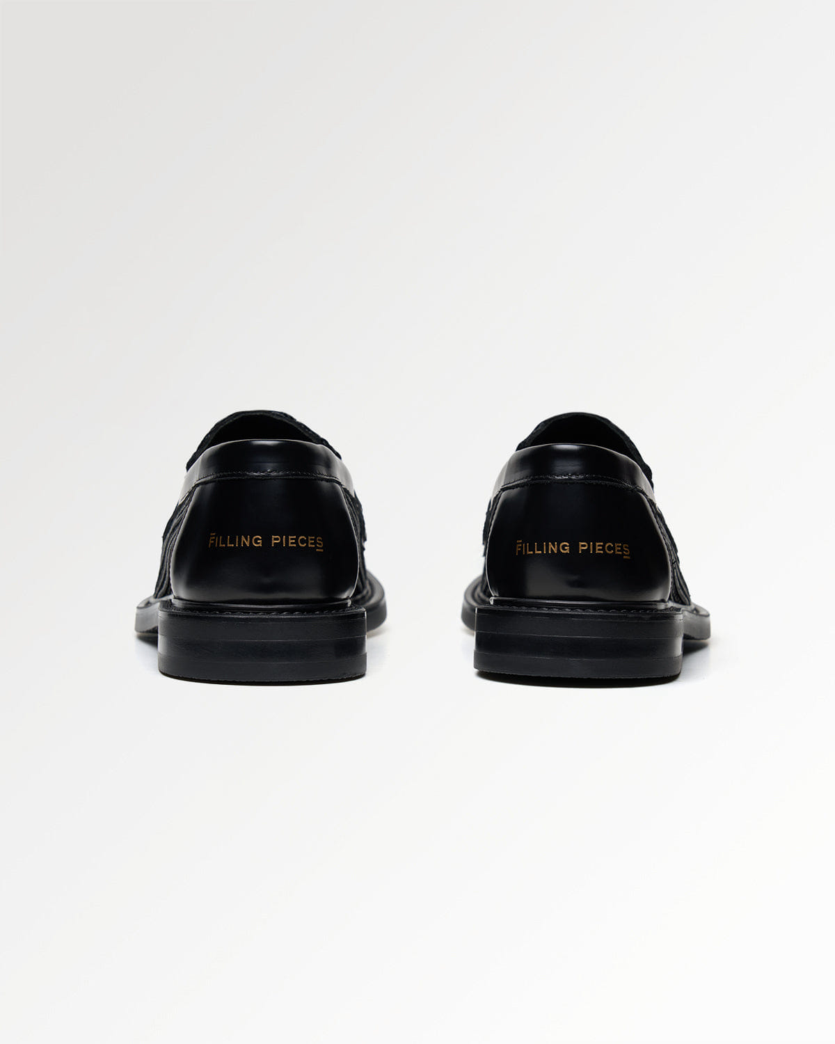 Entry Luxury Loafer Panier Black