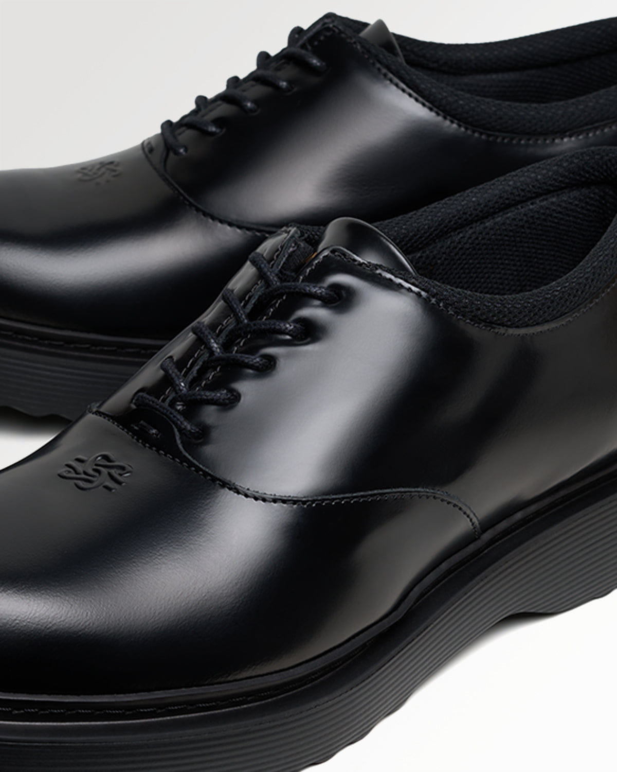 Visionary Bulky Derby Black
