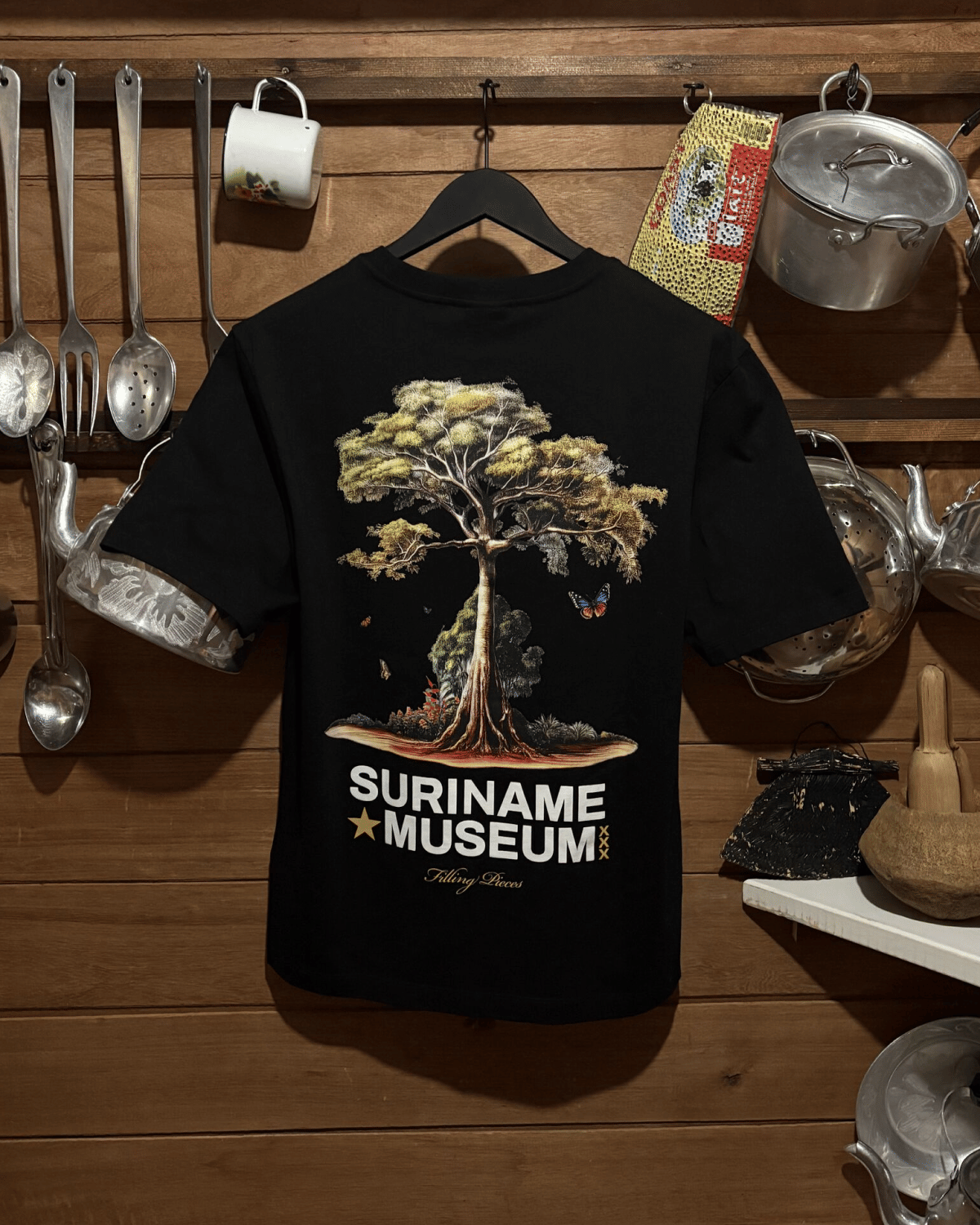 Conventional T-shirt Suriname Museum Black