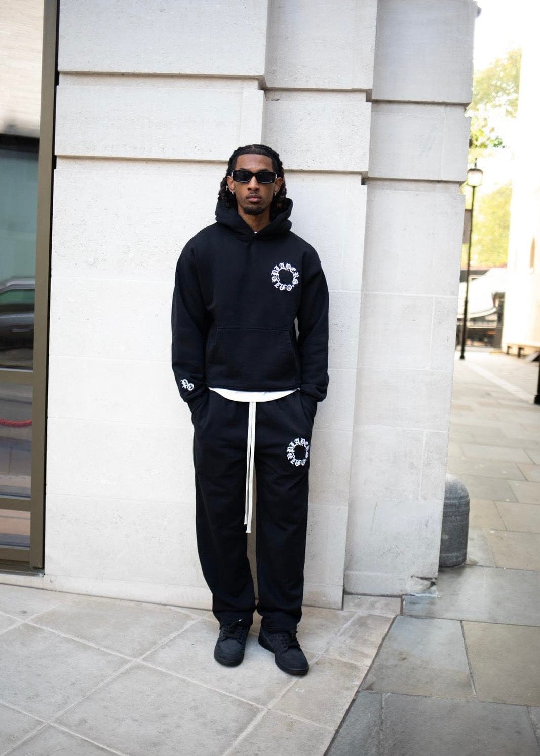 PLAYERS ONLY BLACK EMBROIDERED SWEATPANTS