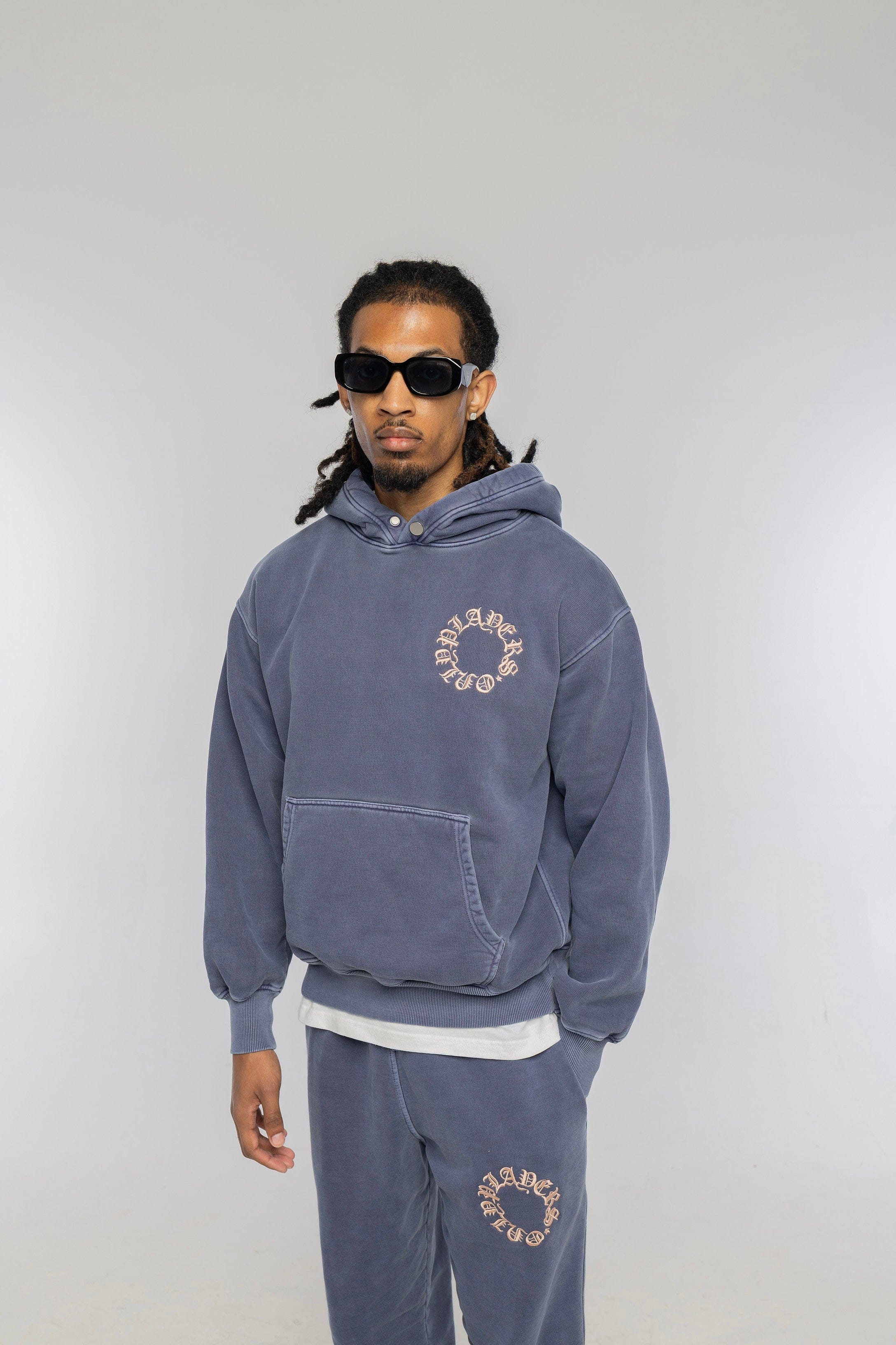PLAYERS ONLY WASHED NAVY EMBROIDERED HOODIE
