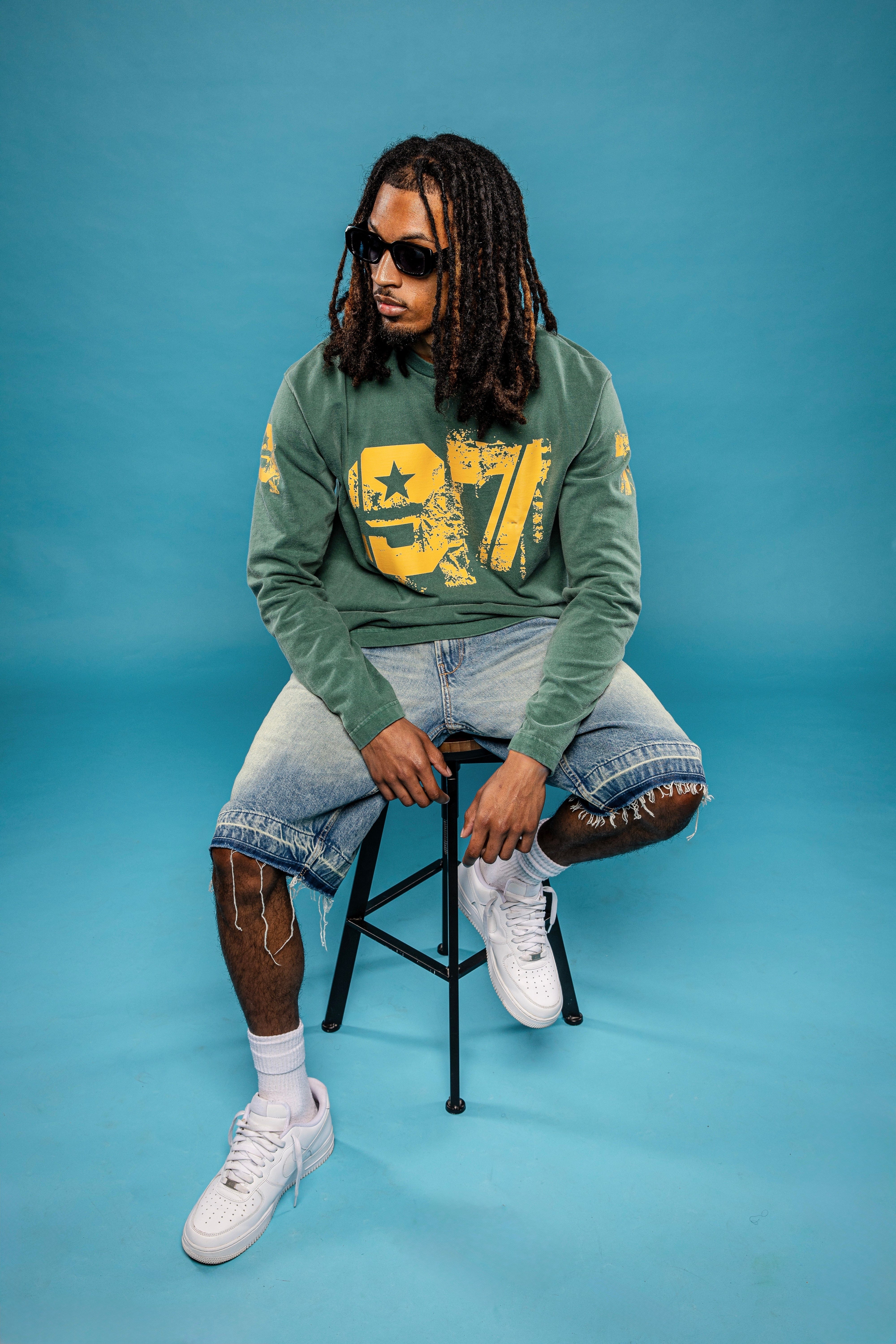 PLAYERS ONLY WASHED FORREST GREEN DISTRESSED 97 JERSEY LONG SLEEVE