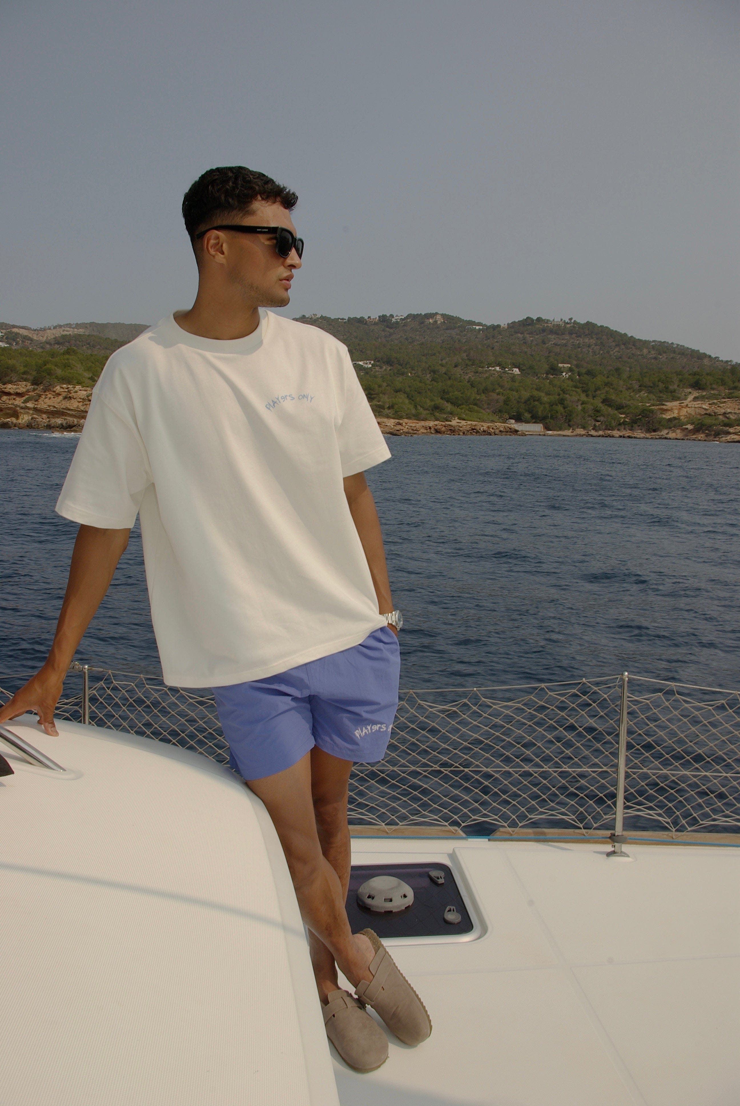 PLAYERS ONLY ECRU PLAYERS CLUB TEE