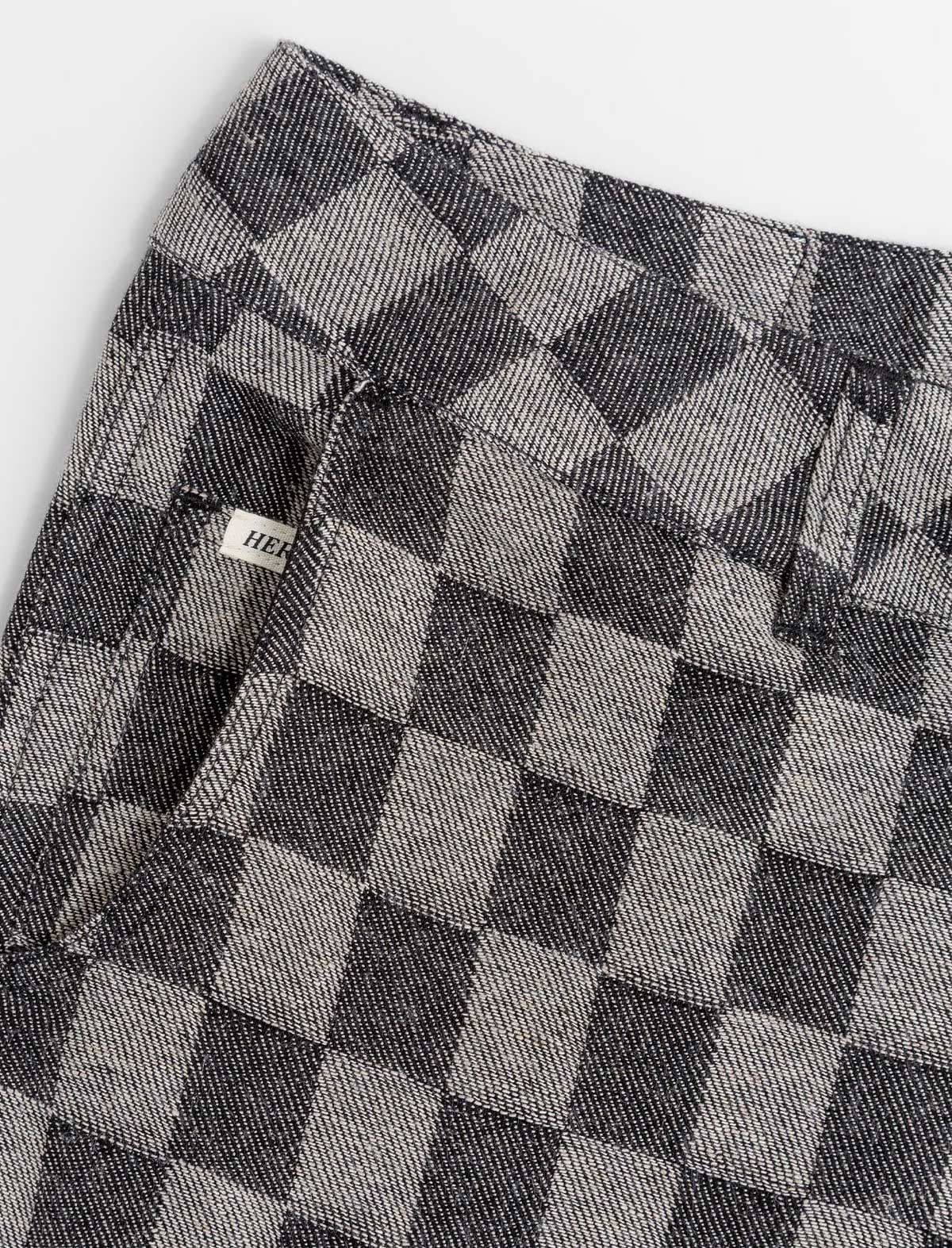 Heresy Trellis Shorts Black