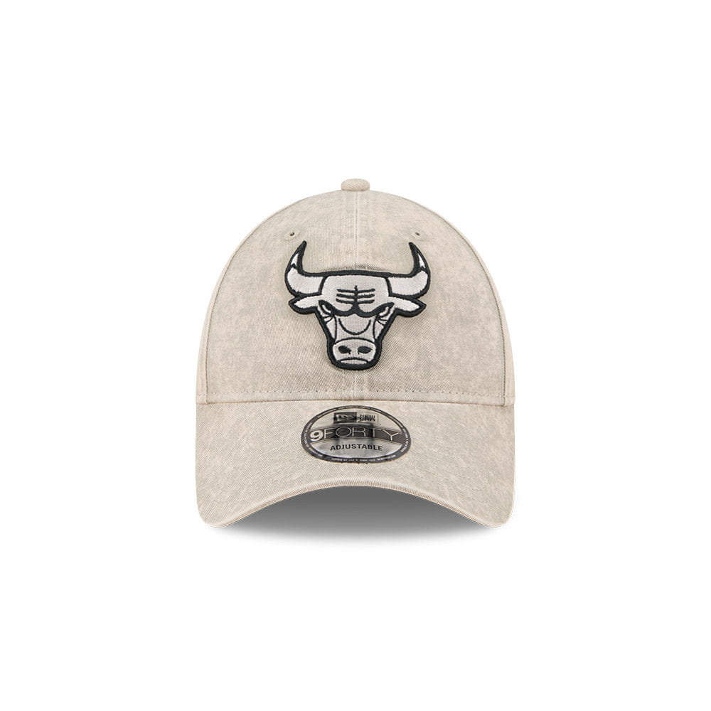 New Era Chicago Bulls 9Forty Snapback Cap (Washed Pebble/Black)