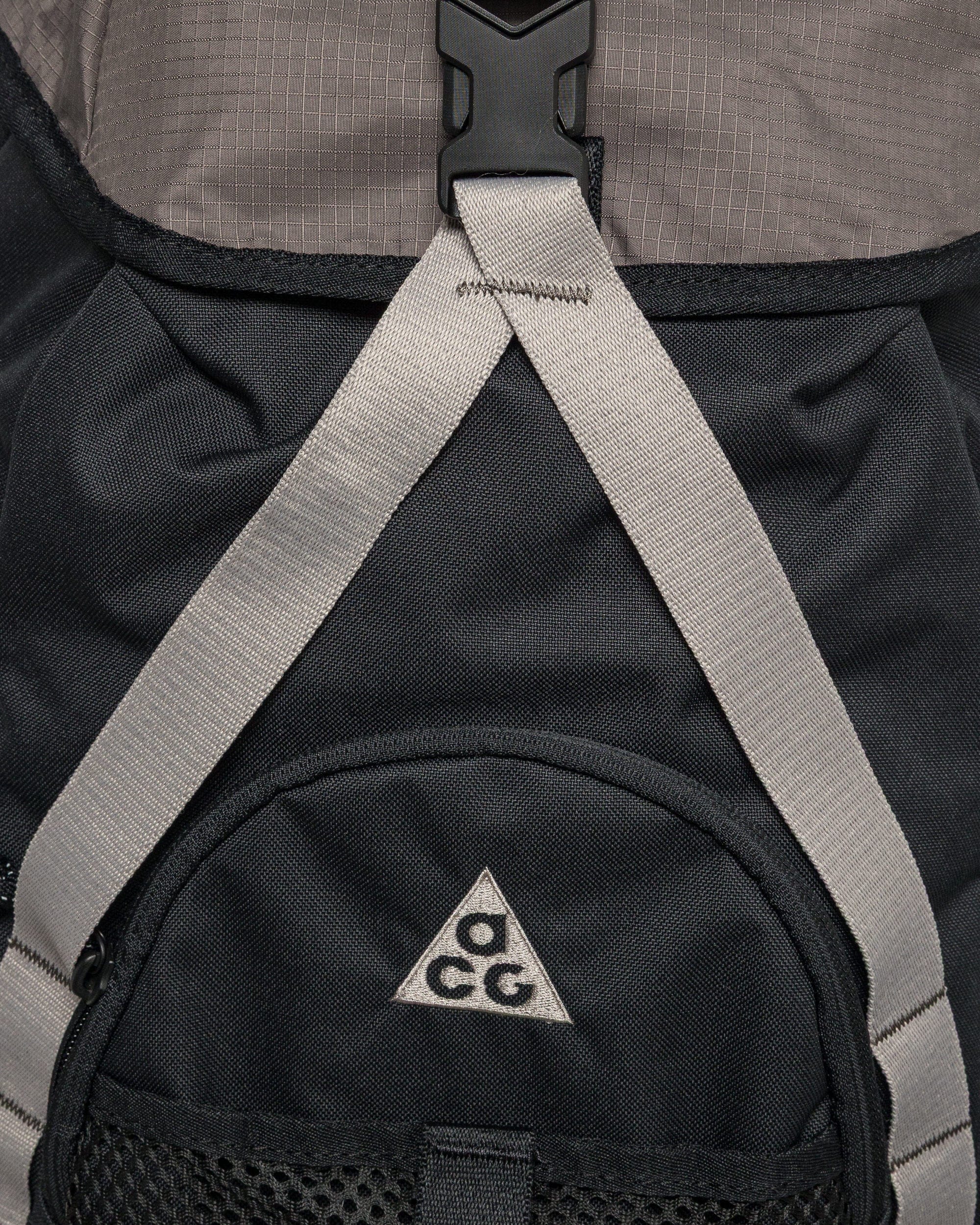 Nike ACG Daymax Backpack - Black