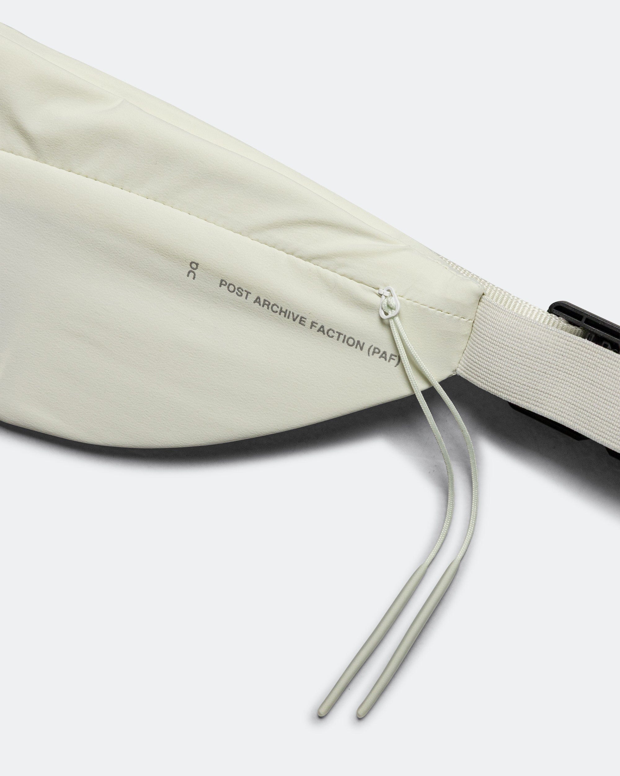 On Running Run Belt x PAF - Ice