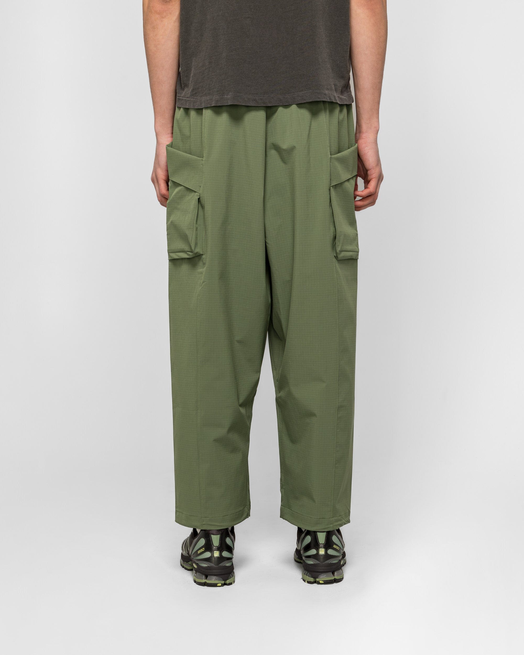 New Balance Cropped Cargo Pant - Utility