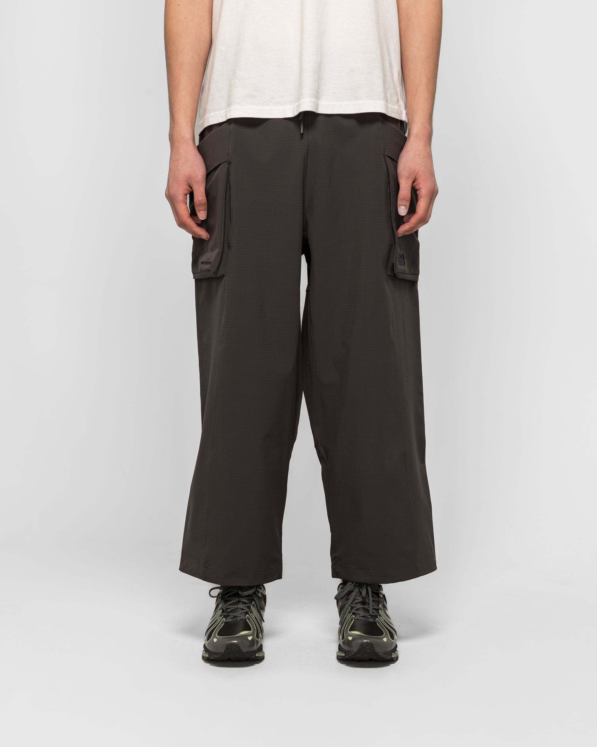 New Balance Cropped Cargo Pant - Faded