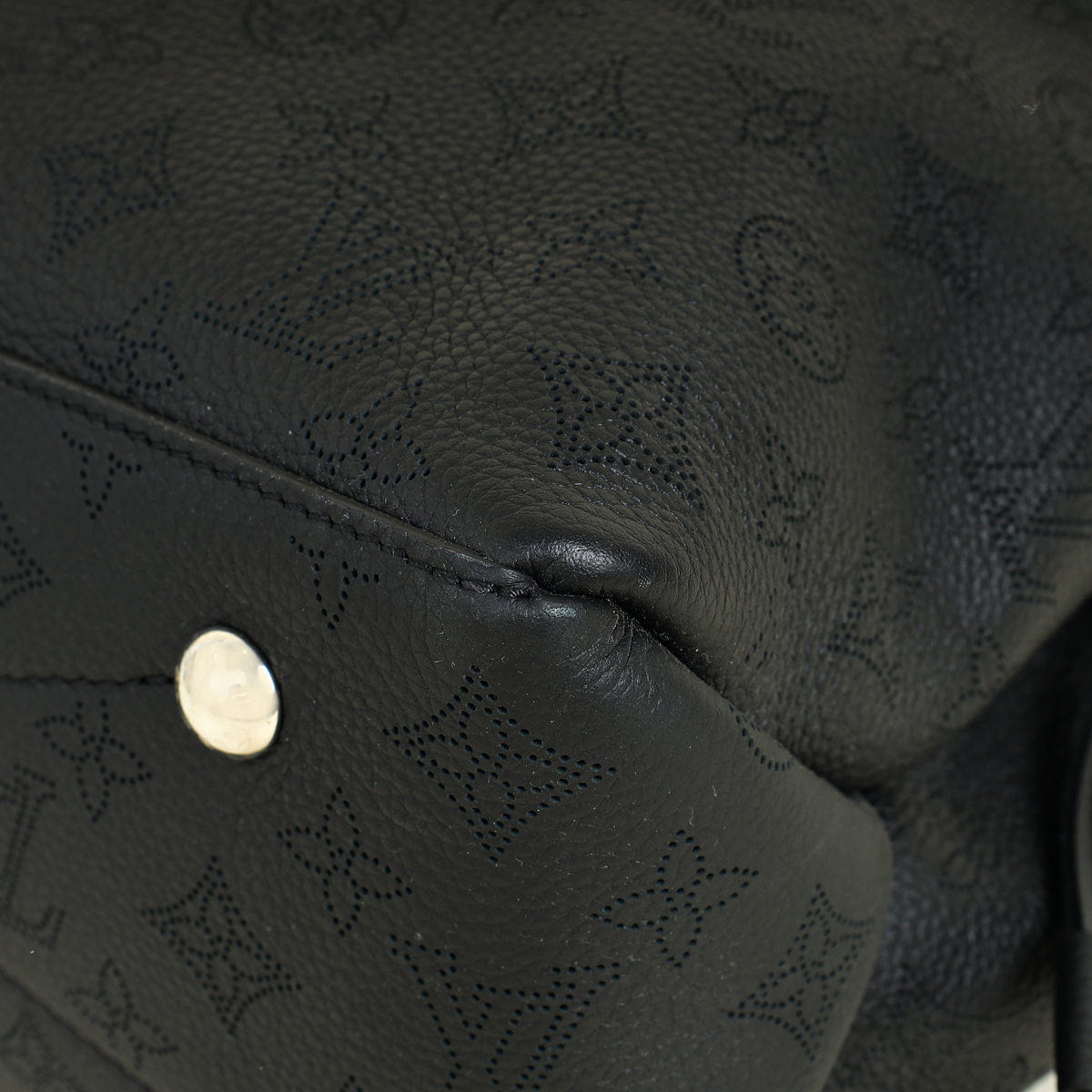 Louis Vuitton Noir Monogram Mahina Bella Tote Bag