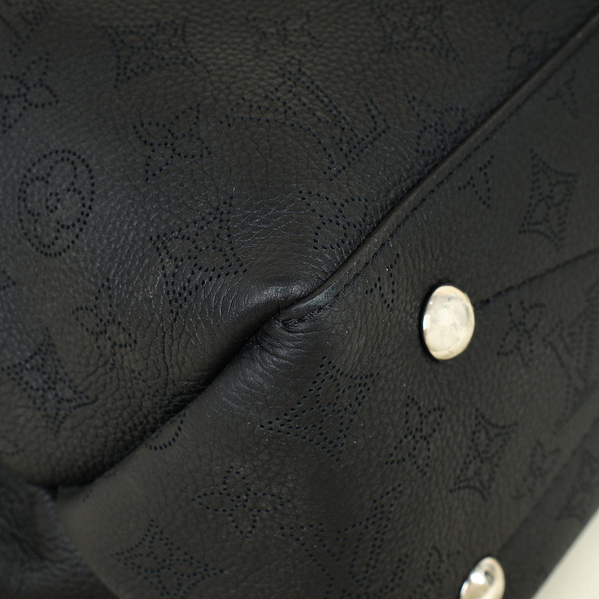 Louis Vuitton Noir Monogram Mahina Bella Tote Bag