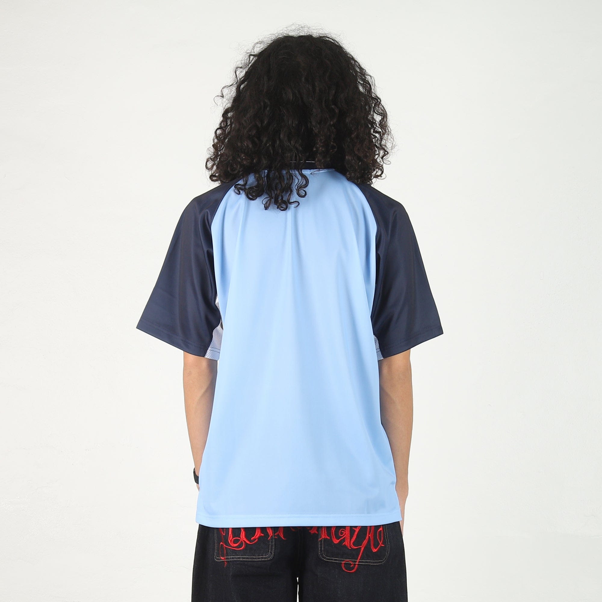 Bott Paneled Training Shirt - Light Blue