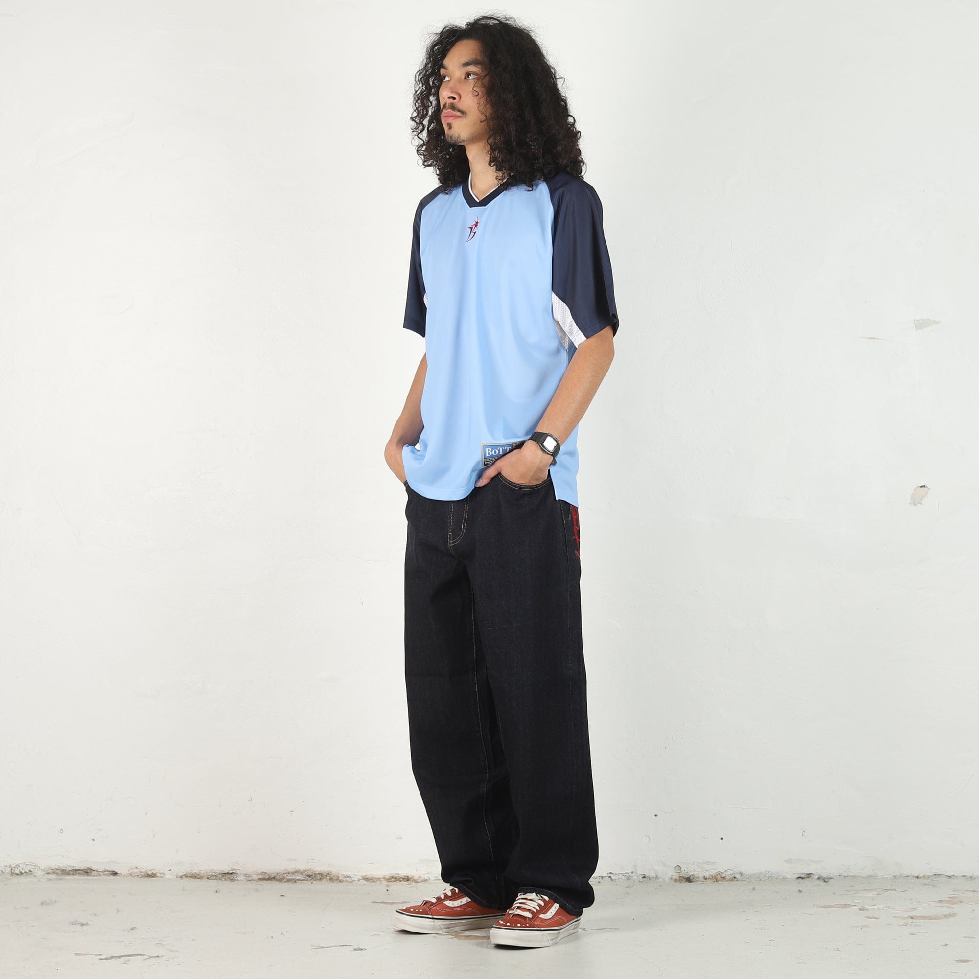 Bott Paneled Training Shirt - Light Blue
