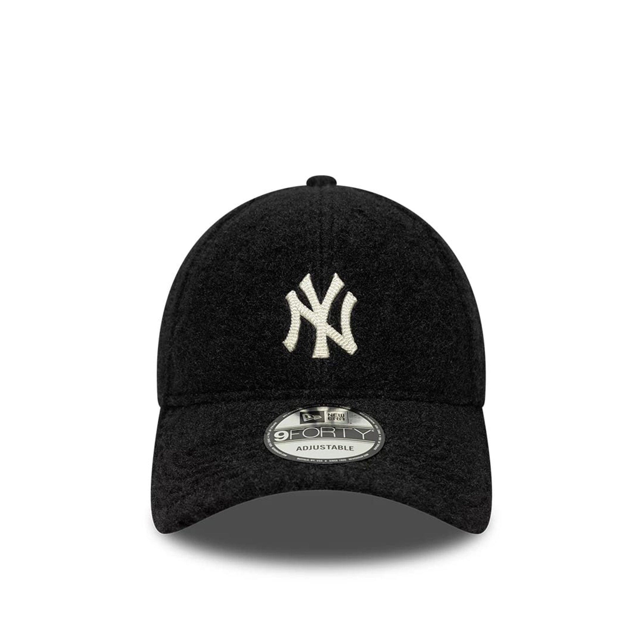 New Era MLB New York Yankees Winter Borg 9FORTY Cap