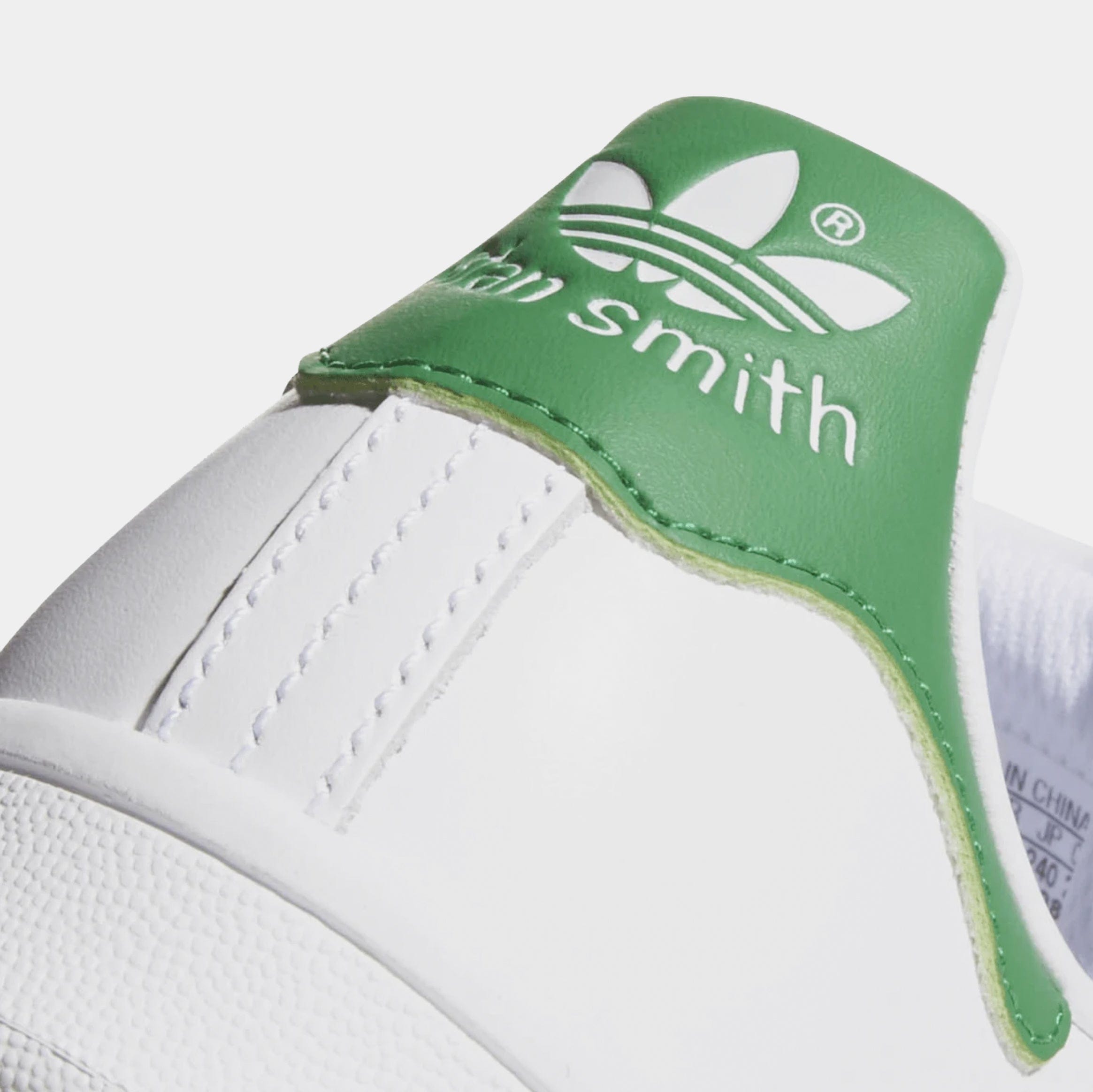 adidas Stan Smith Womens Lifestyle Shoes (Cloud White/Green)
