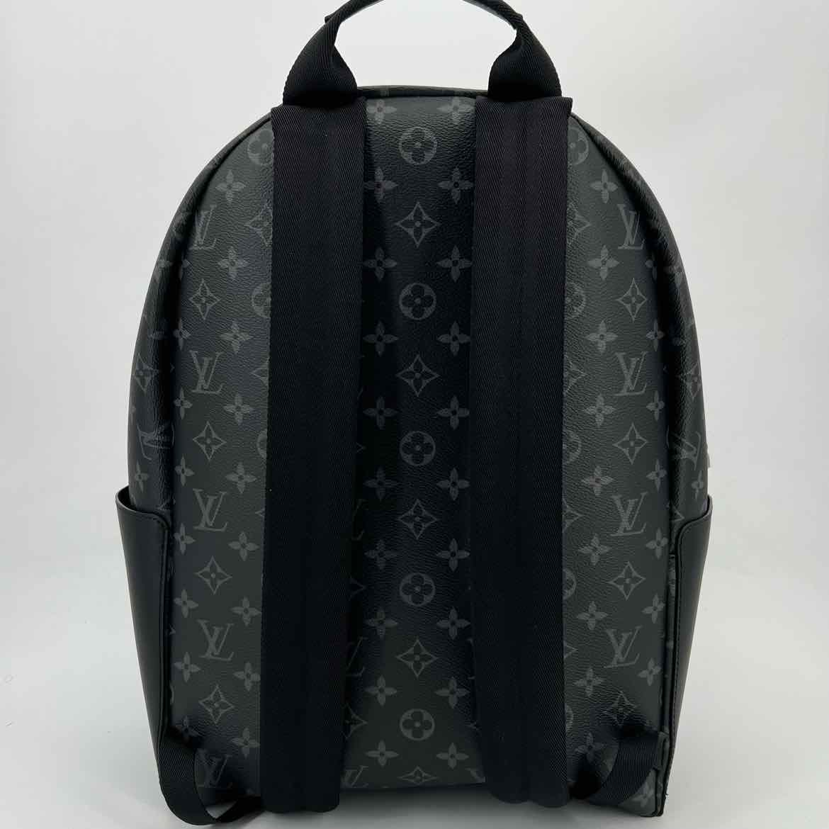 Louis Vuitton Backpack "DISCOVERY" New Black Size MM