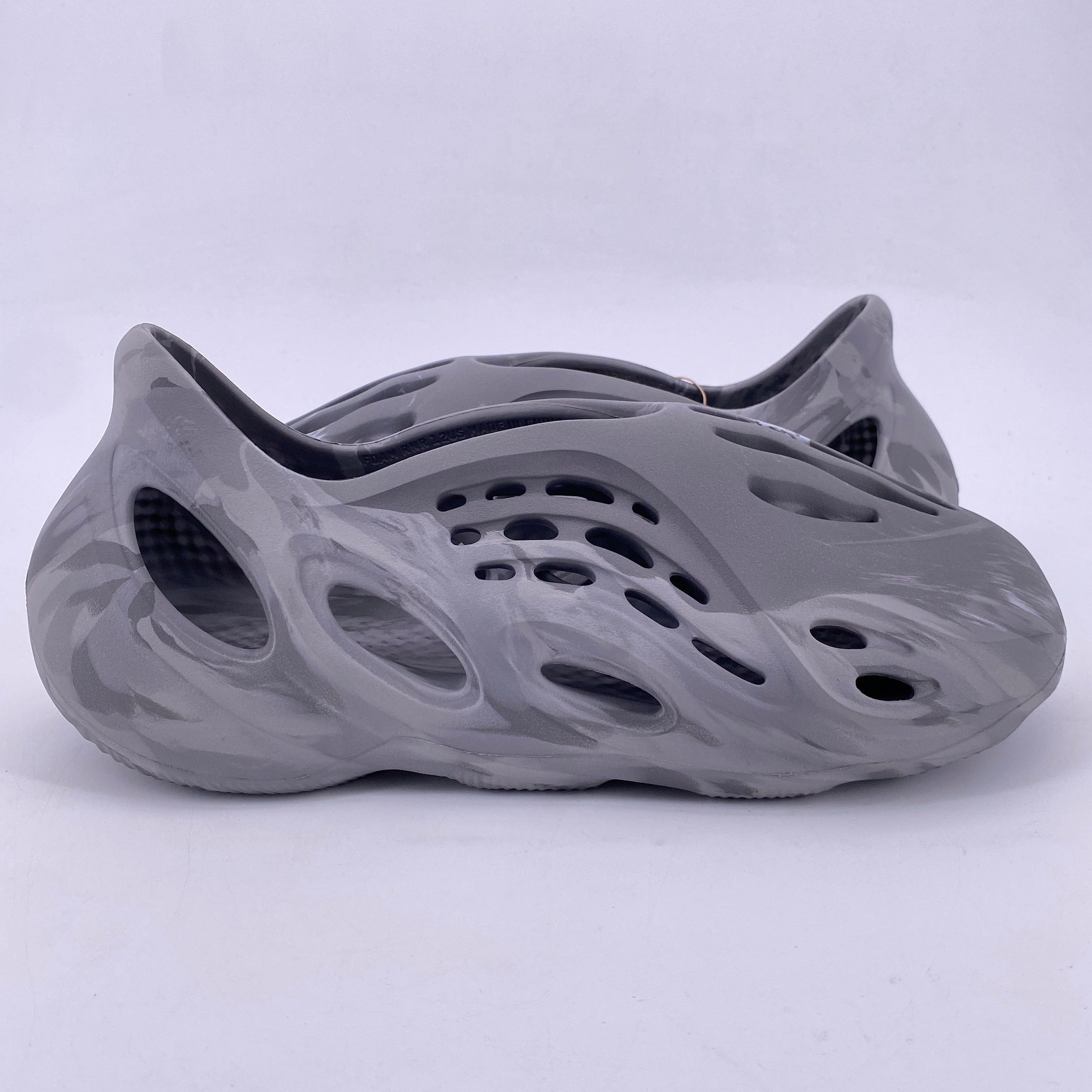 Yeezy Foam RNNR "Mx Granite" 2024 New Size 12