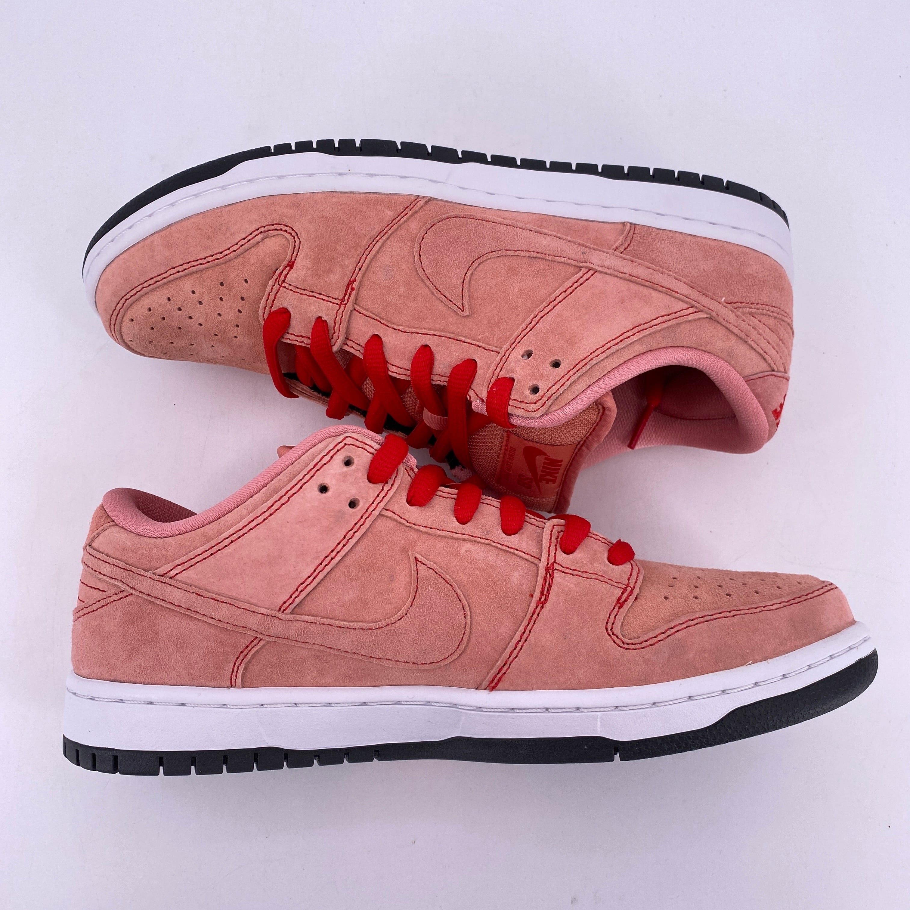 Nike SB Dunk Low "Pink Pig" 2021 New Size 9