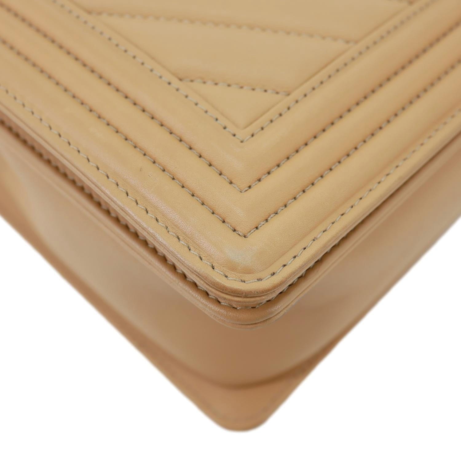 CHANEL Boy Flap Medium Chevron Calfskin Leather Chain Shoulder Bag Beige