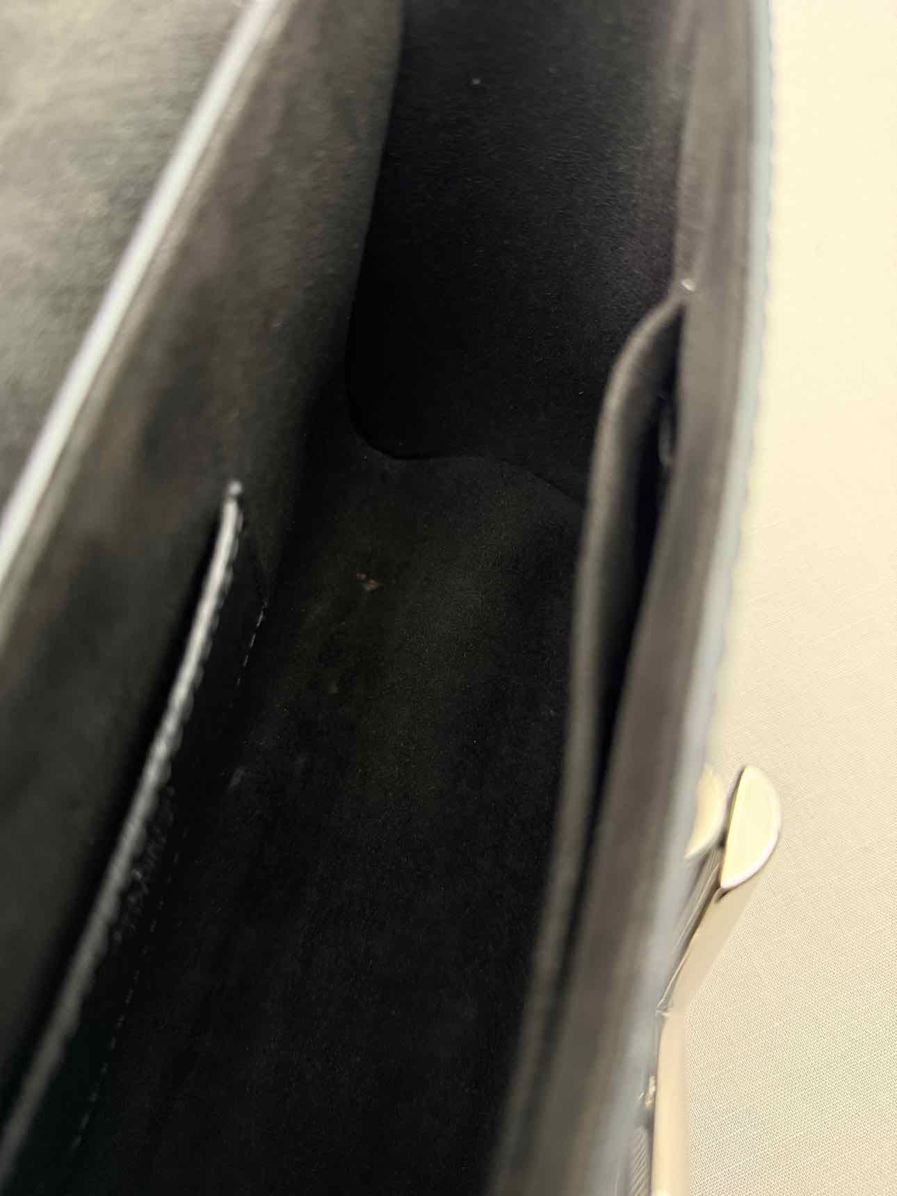 LOUIS VUITTON Twist MM Black Shoulder Bag