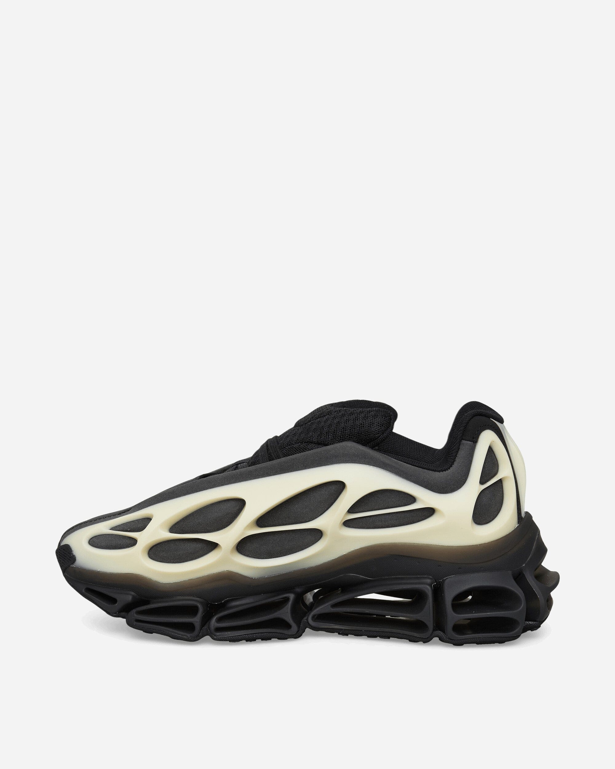 adidas Willy Chavarria Megaride Bone Sneakers Core Black / Cream White