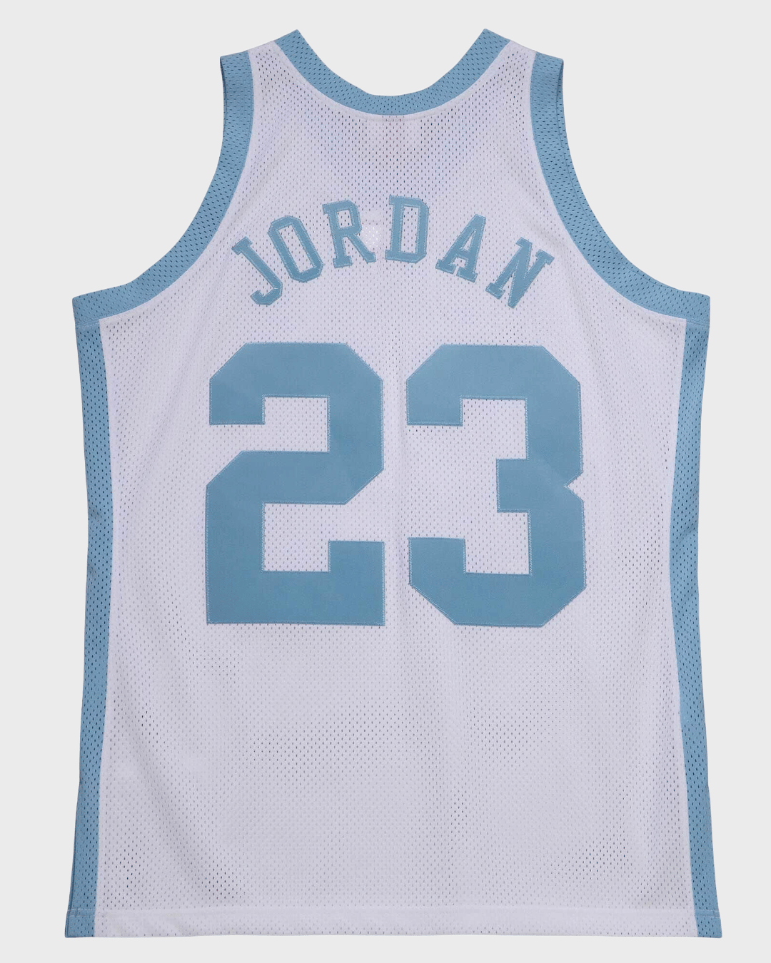 Mitchell & Ness NCAA Authentic Jersey University Of North Carolina 1983-84 Micheal Jordan #23