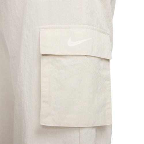 Nike Essential High-Rise Woven Cargo Pants