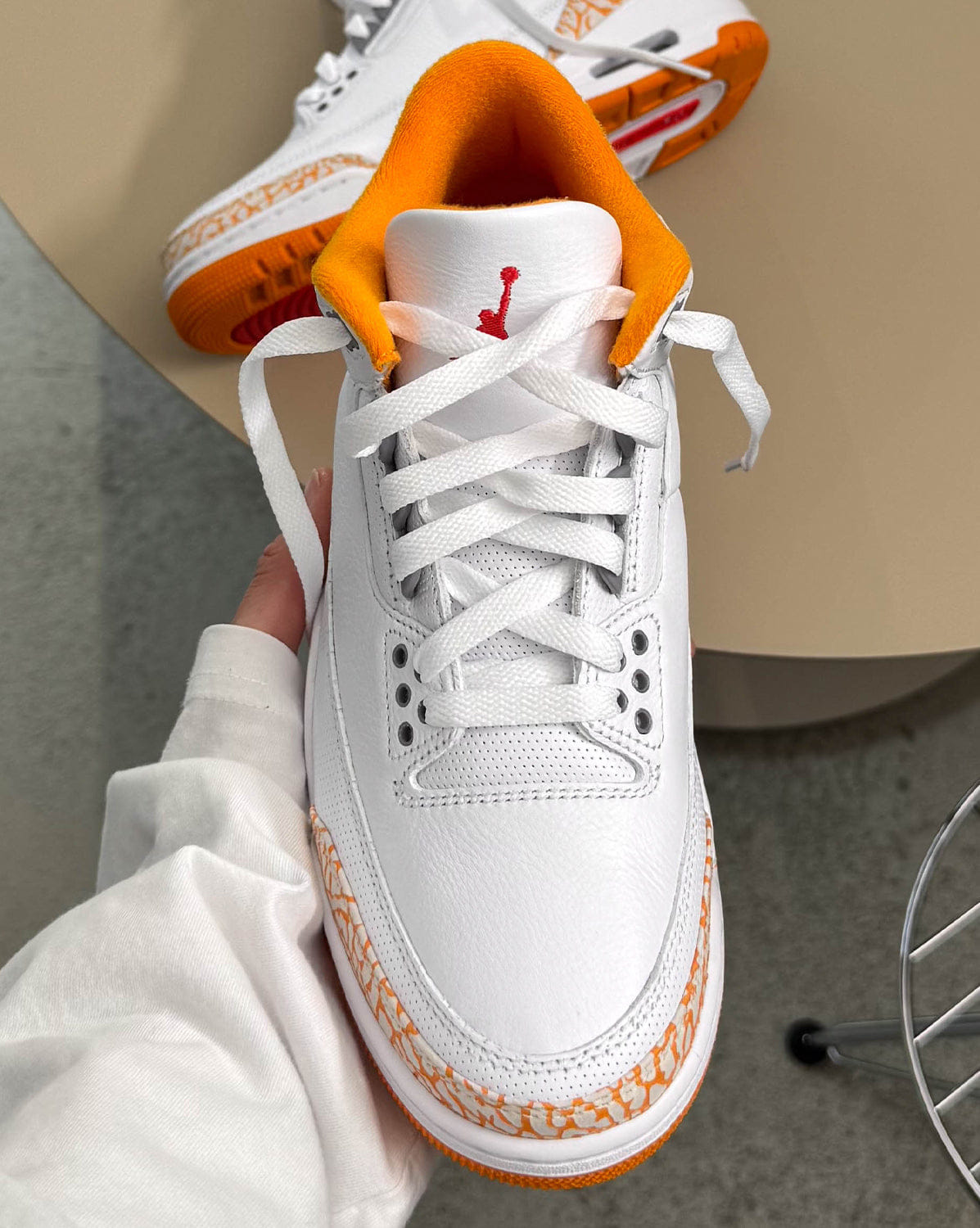 Air Jordan Nike Wmns Air Jordan 3 Retro *White and Orange Peel*