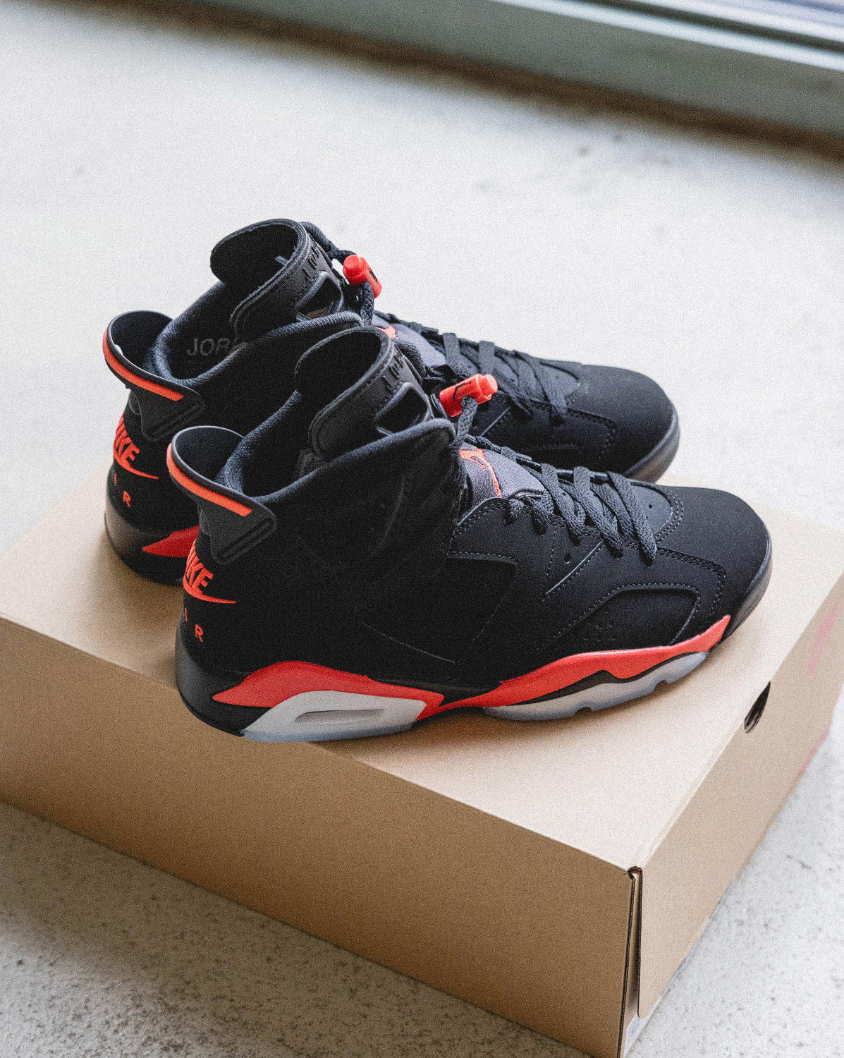 Air Jordan Nike Air Jordan 6 Retro *Infrared Salesman*