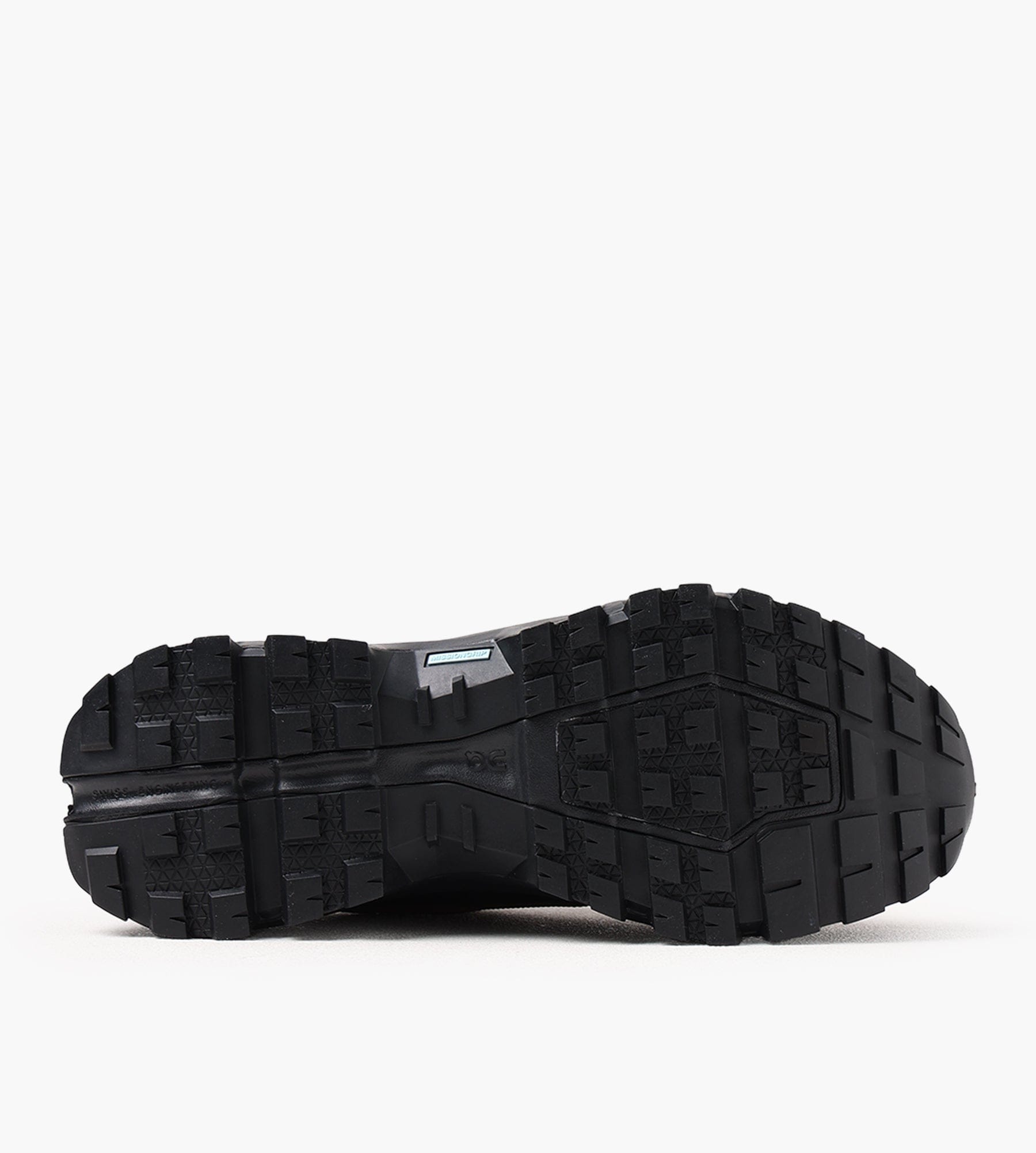 On Running On Cloudrock Low WP 1 M Earth Black
