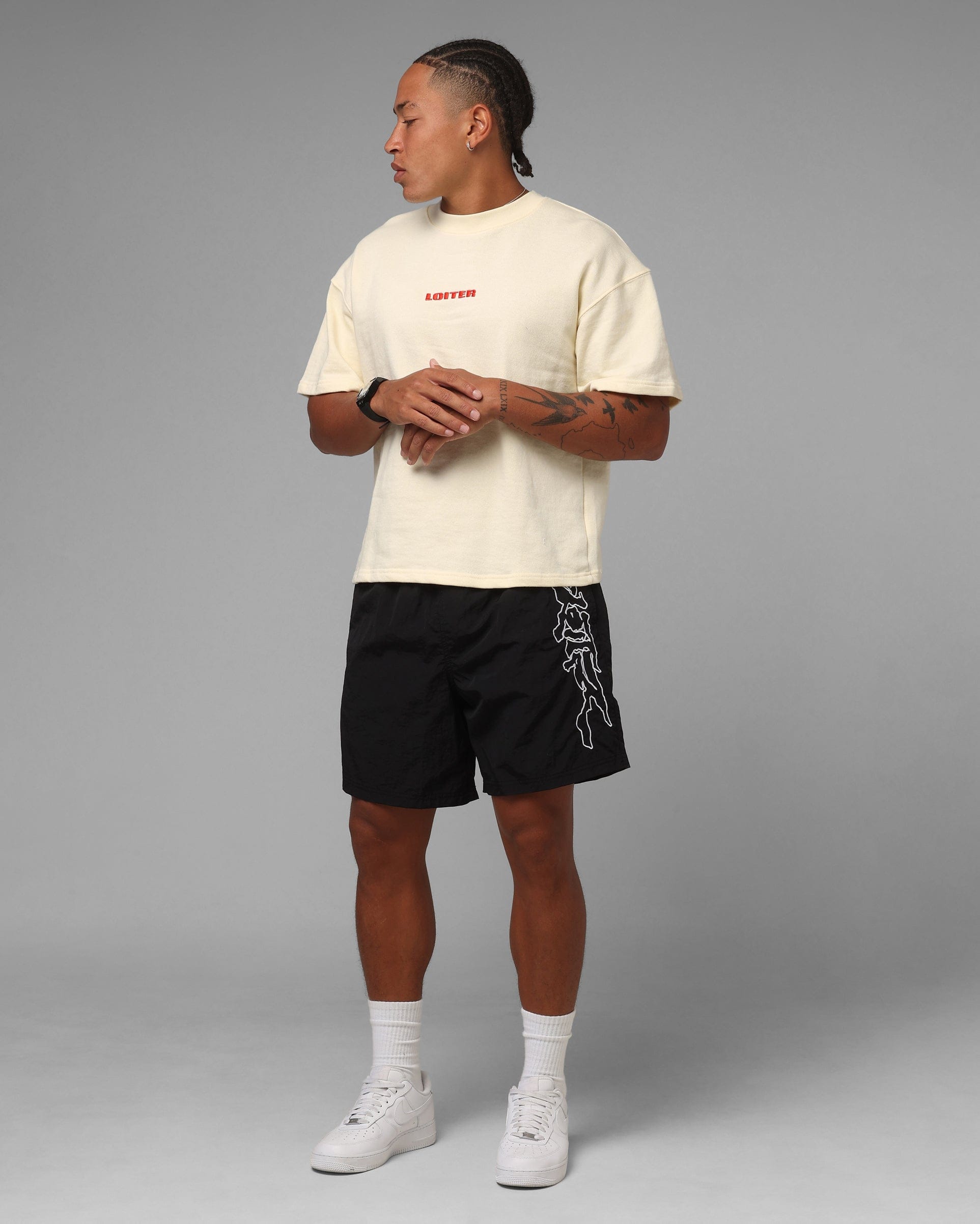 Loiter Walk Shorts Black