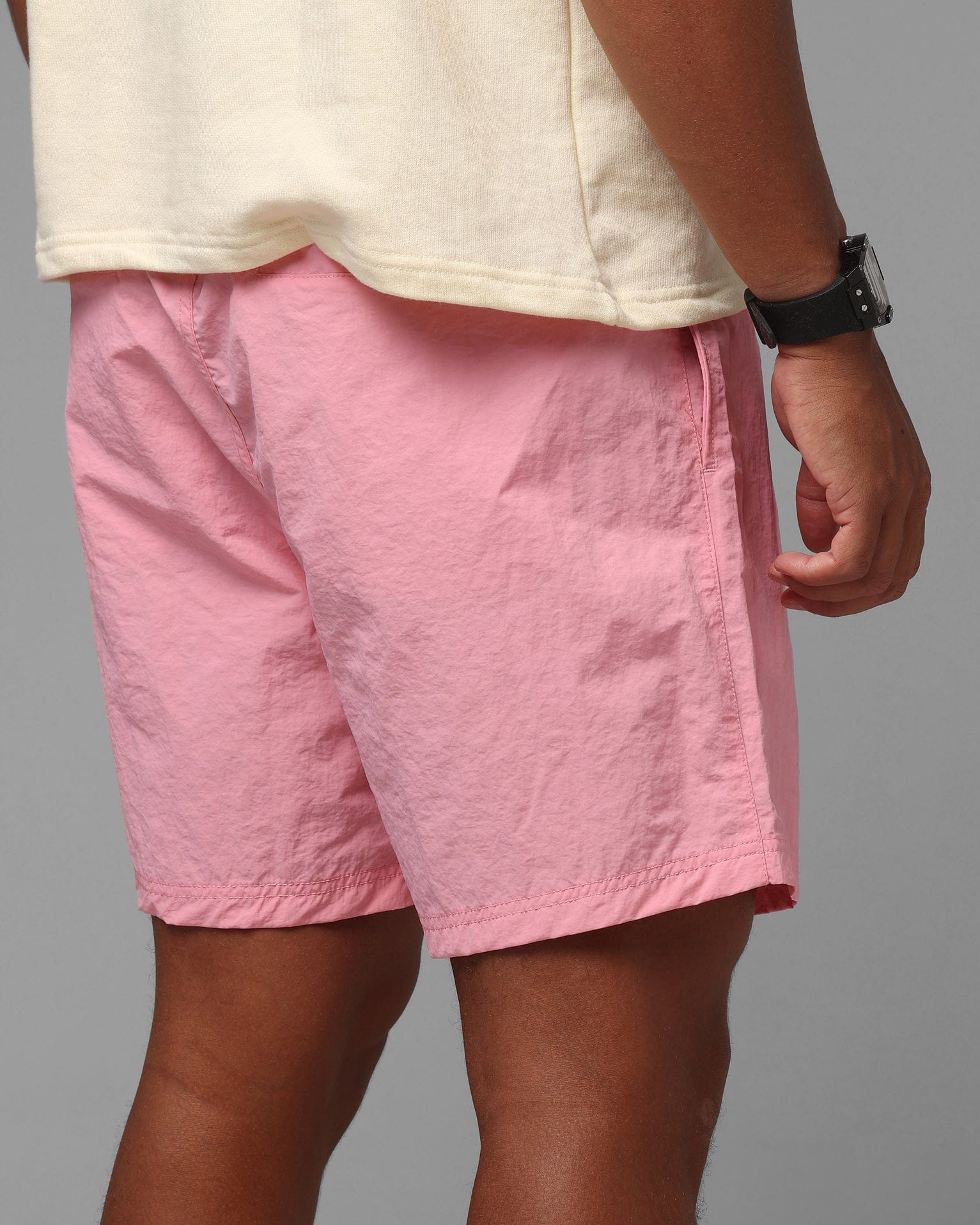 Loiter Walk Shorts Pink