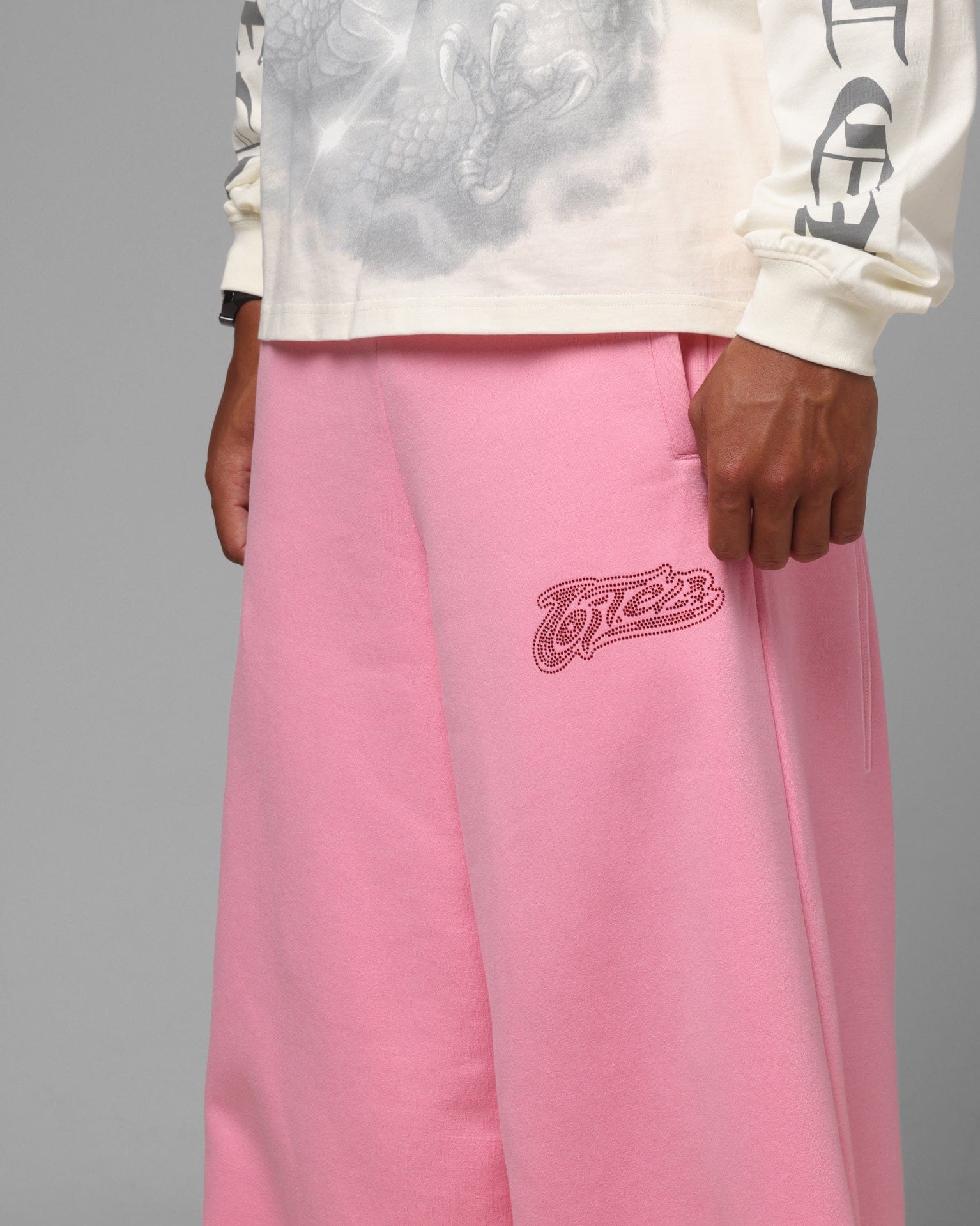 Loiter Weezy Ultra Wide Sweatpants Pink